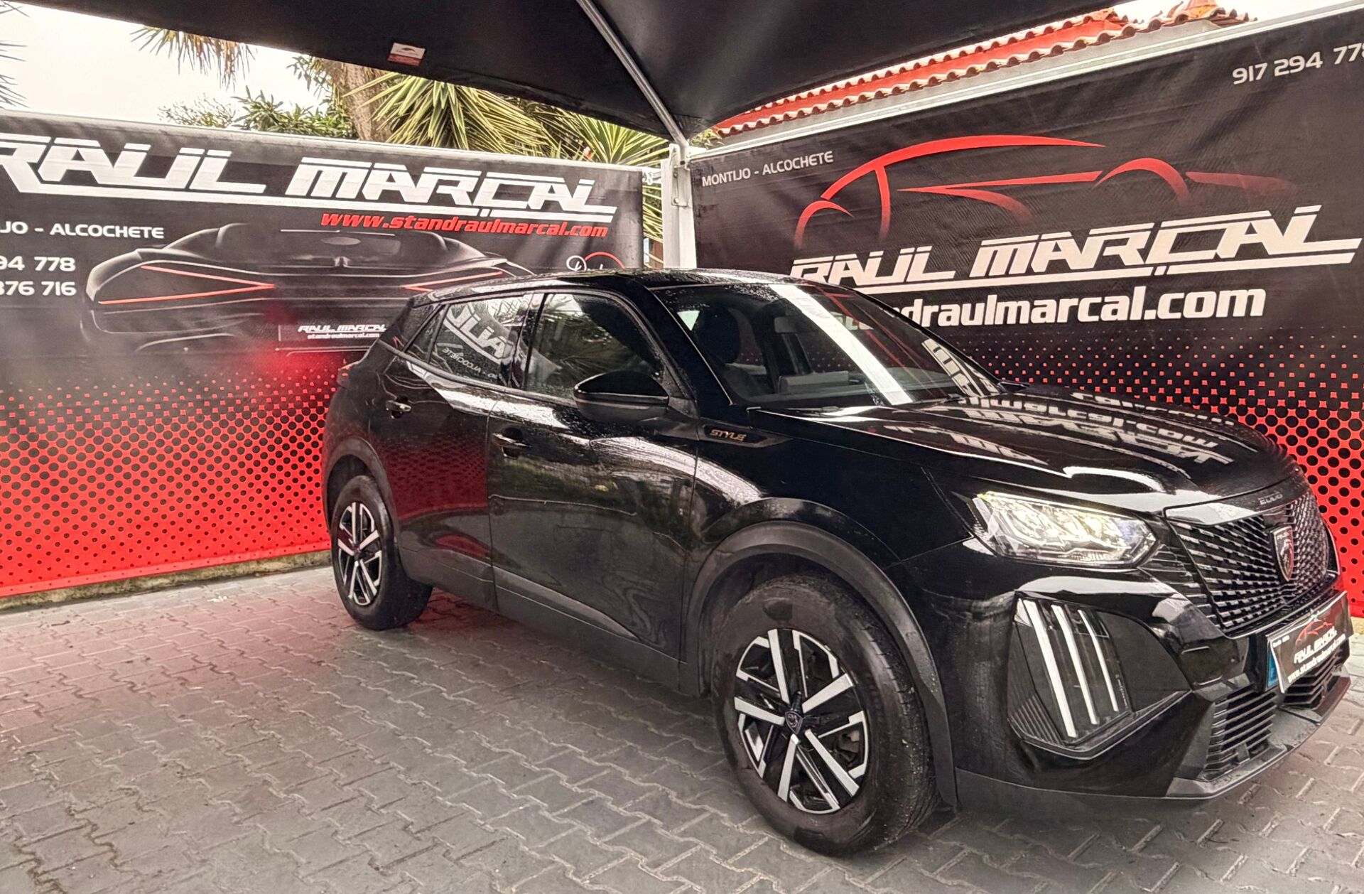 PEUGEOT 2008 1.2 PureTech Style