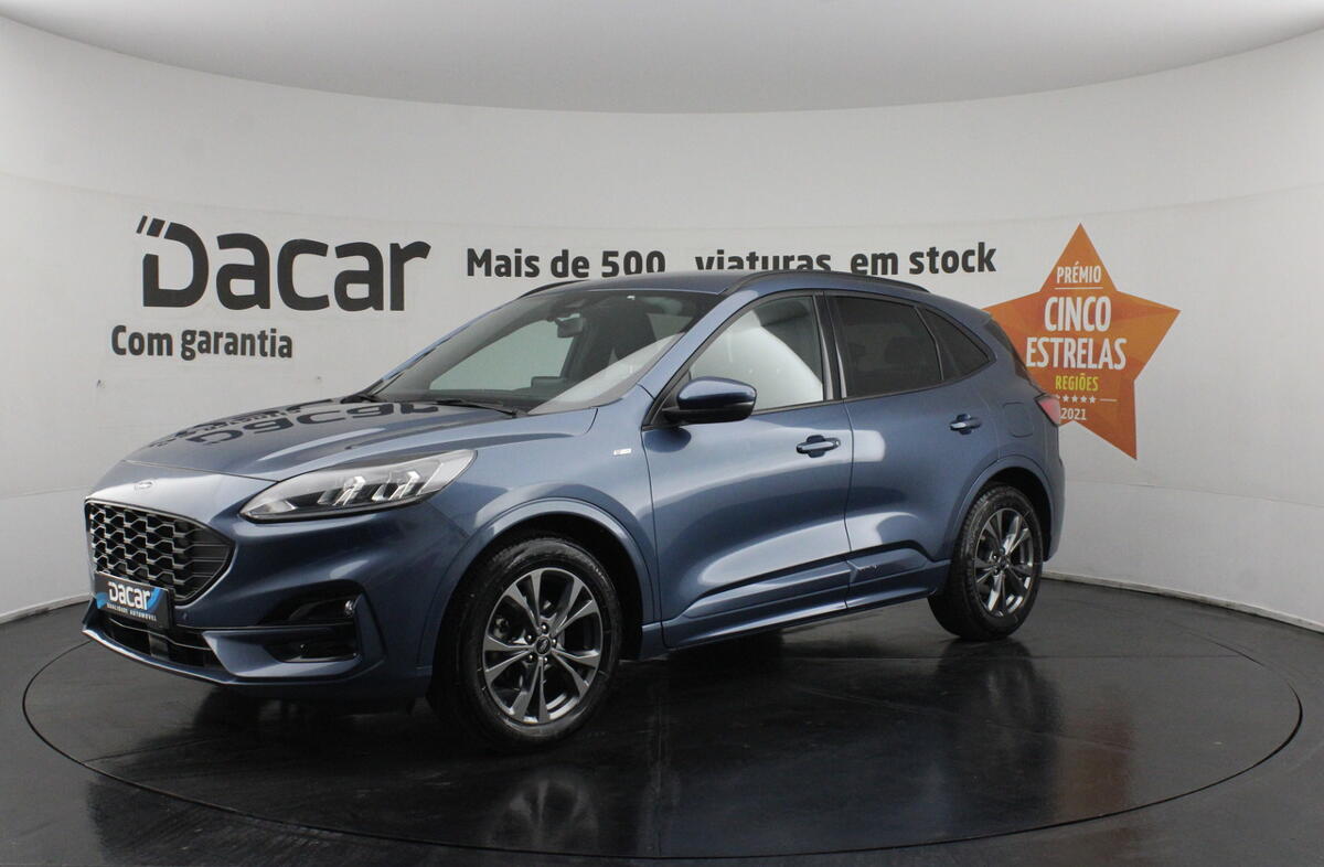 FORD Kuga 1.5 TDCi EcoBlue Titanium Aut.