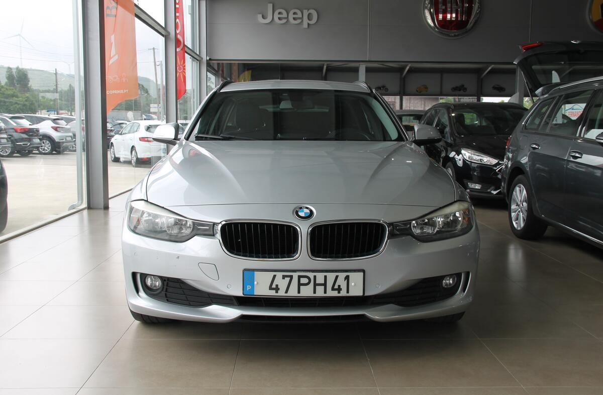 BMW Serie-3 318 d Touring Auto