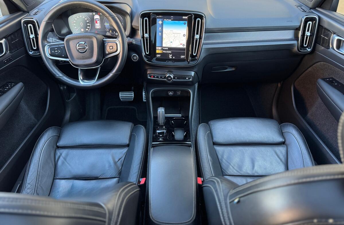 VOLVO XC40 1.5 T4 PHEV R-Design