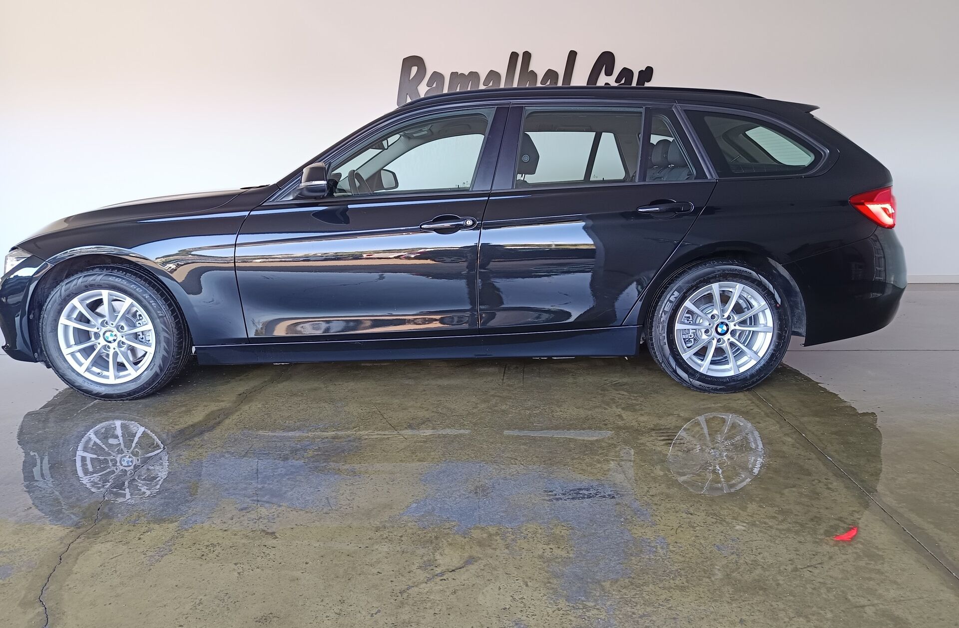 BMW Serie-3 318 d Touring Advantage Auto