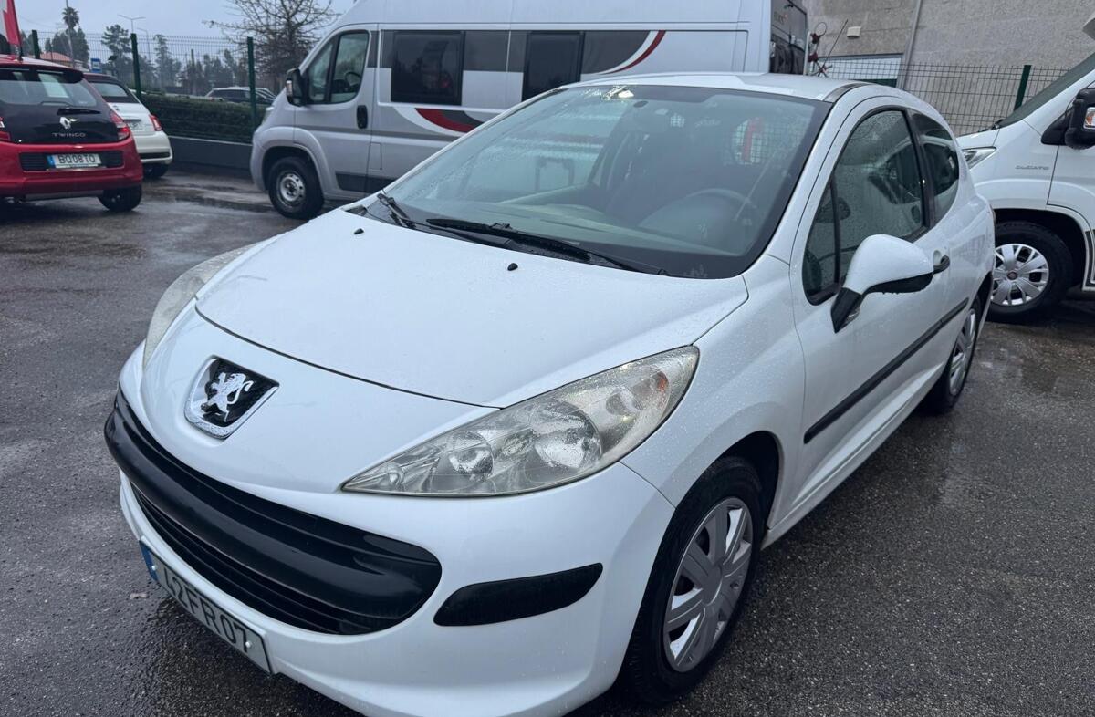 PEUGEOT 207 1.4 HDi Urban