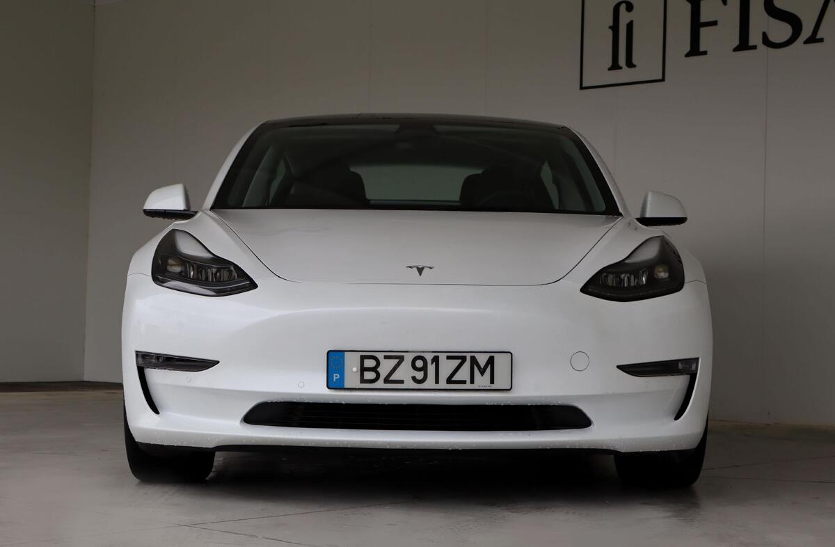 TESLA Model 3 Long Range Tração Integral