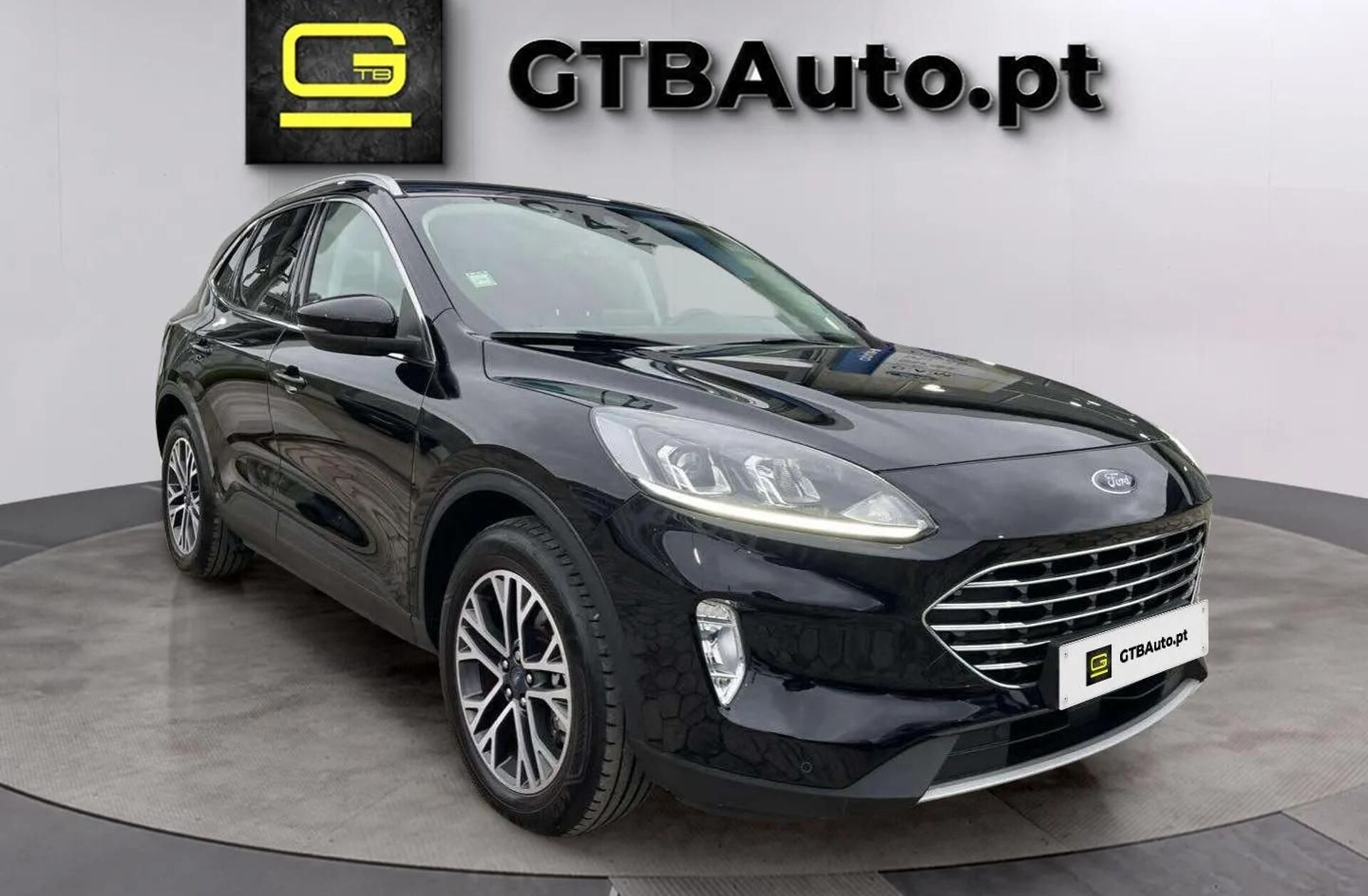 FORD Kuga 2.5 PHEV Titanium