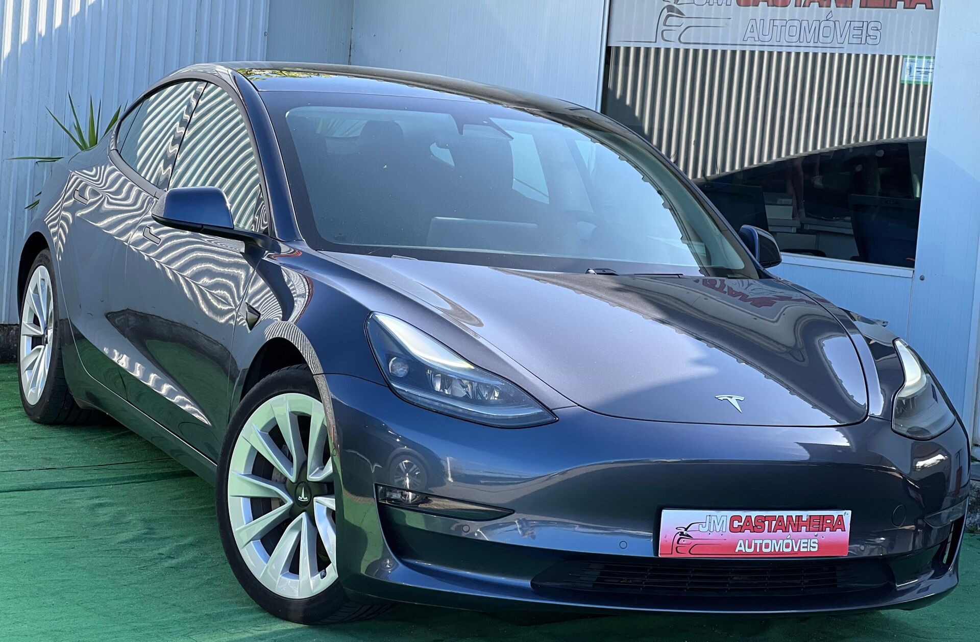 TESLA Model 3 Long Range Tração Integral