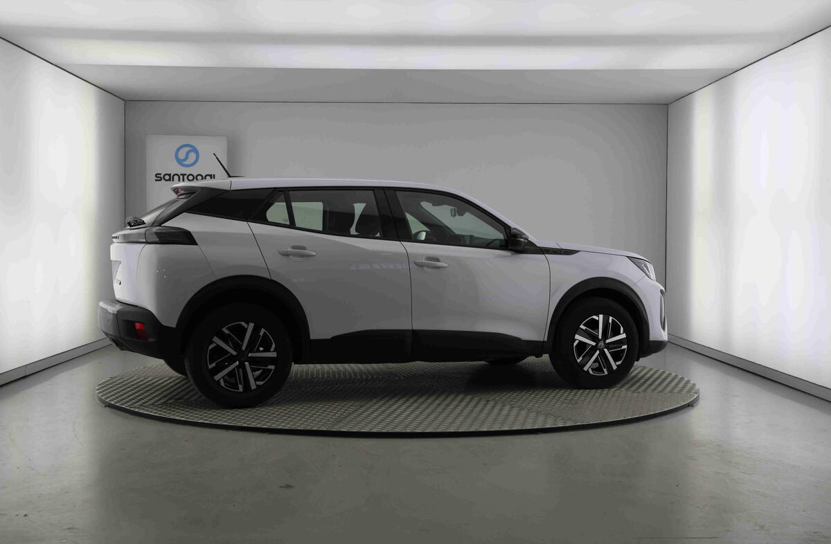 PEUGEOT 2008 1.2 PureTech Style