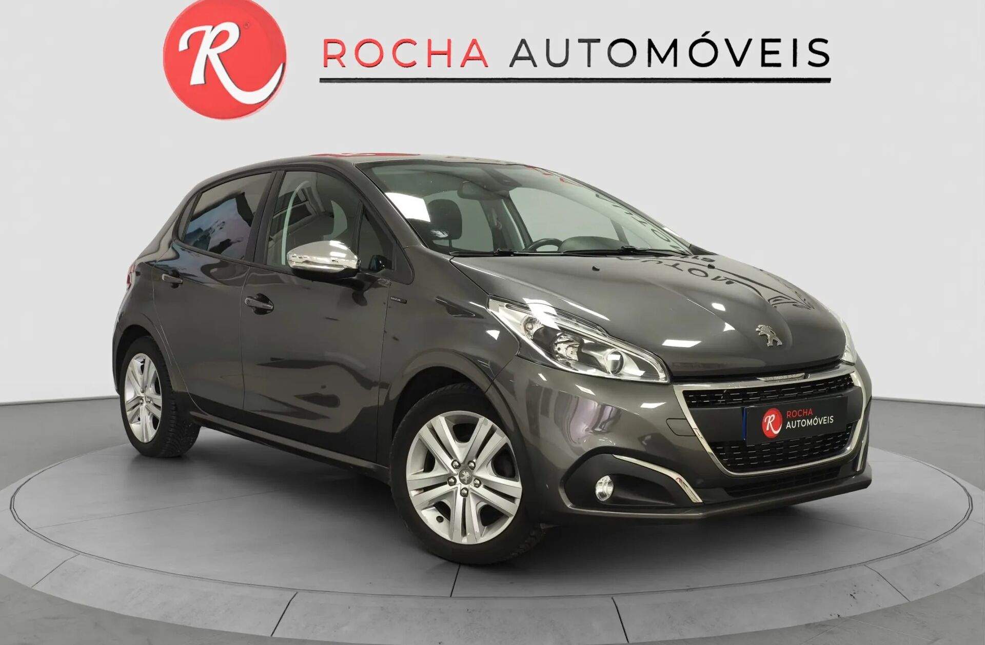 PEUGEOT 208 1.2 PureTech Signature