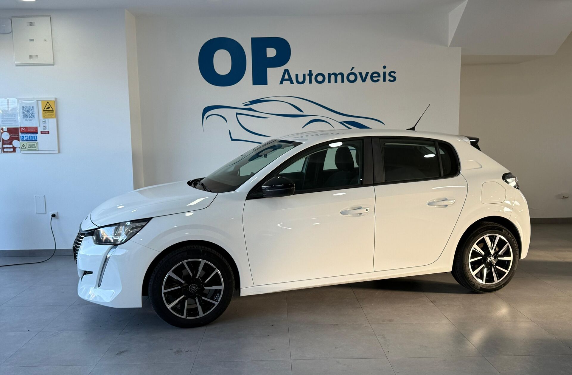 PEUGEOT 208 1.5 BlueHDi Active Pack