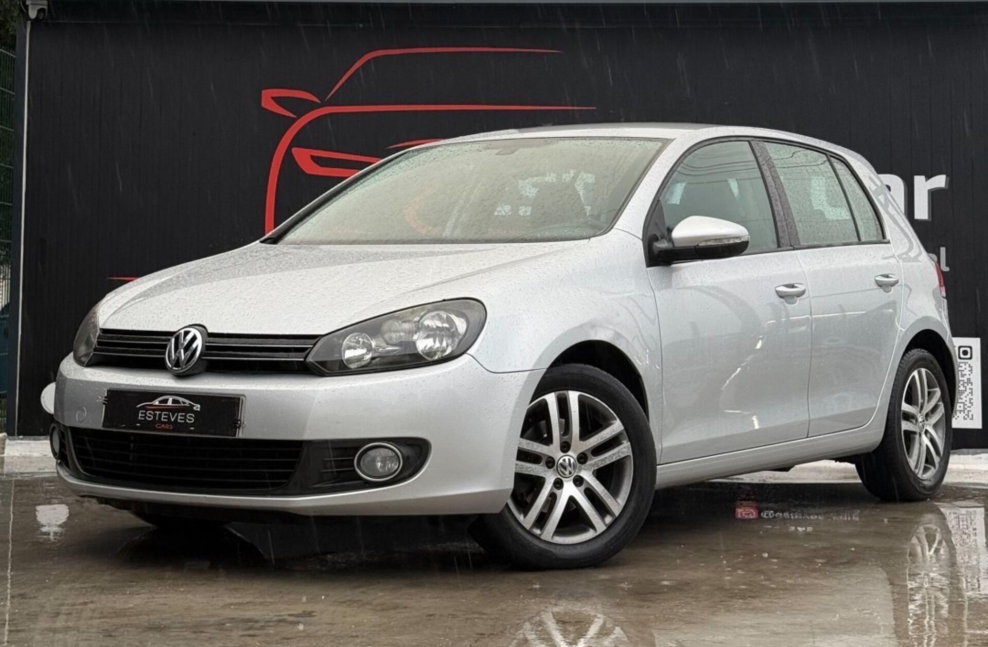 VOLKSWAGEN Golf 2.0 TDi Confortline