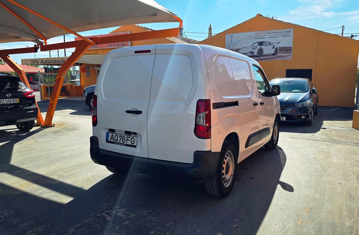 CITROEN Berlingo e- 50 kWh M Feel