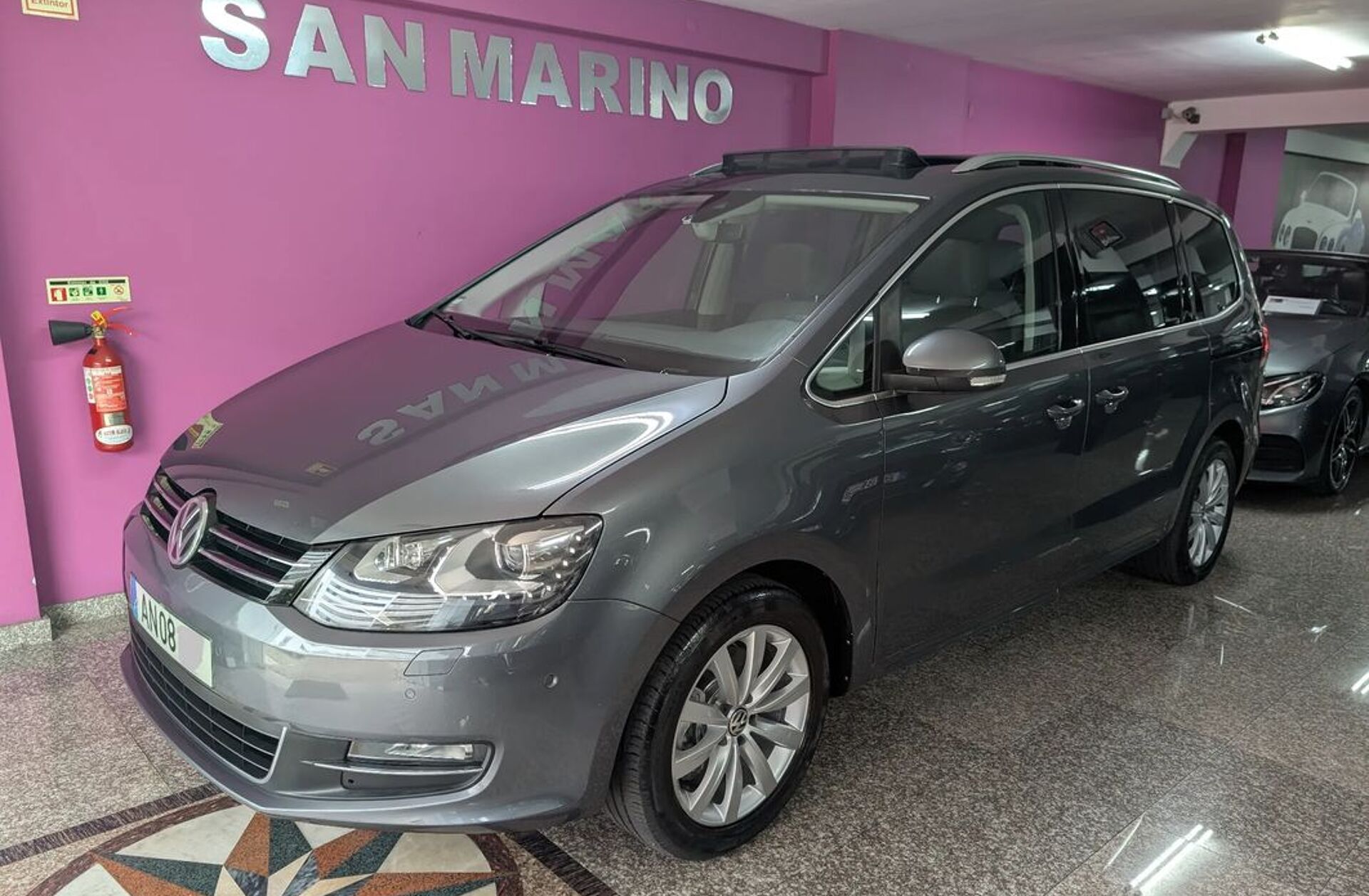 VOLKSWAGEN Sharan 1.4 TSI Highline DSG