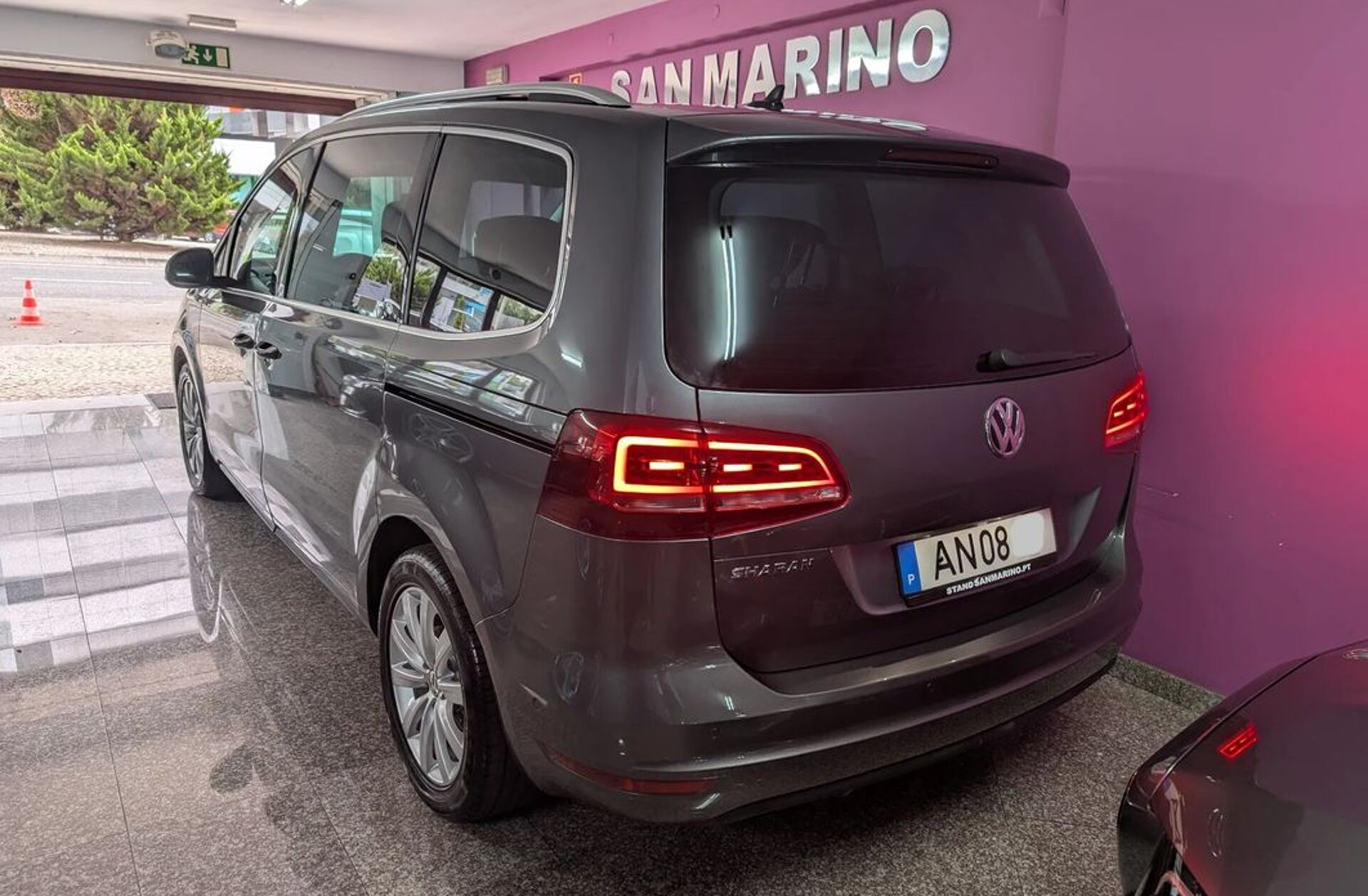 VOLKSWAGEN Sharan 1.4 TSI Highline DSG