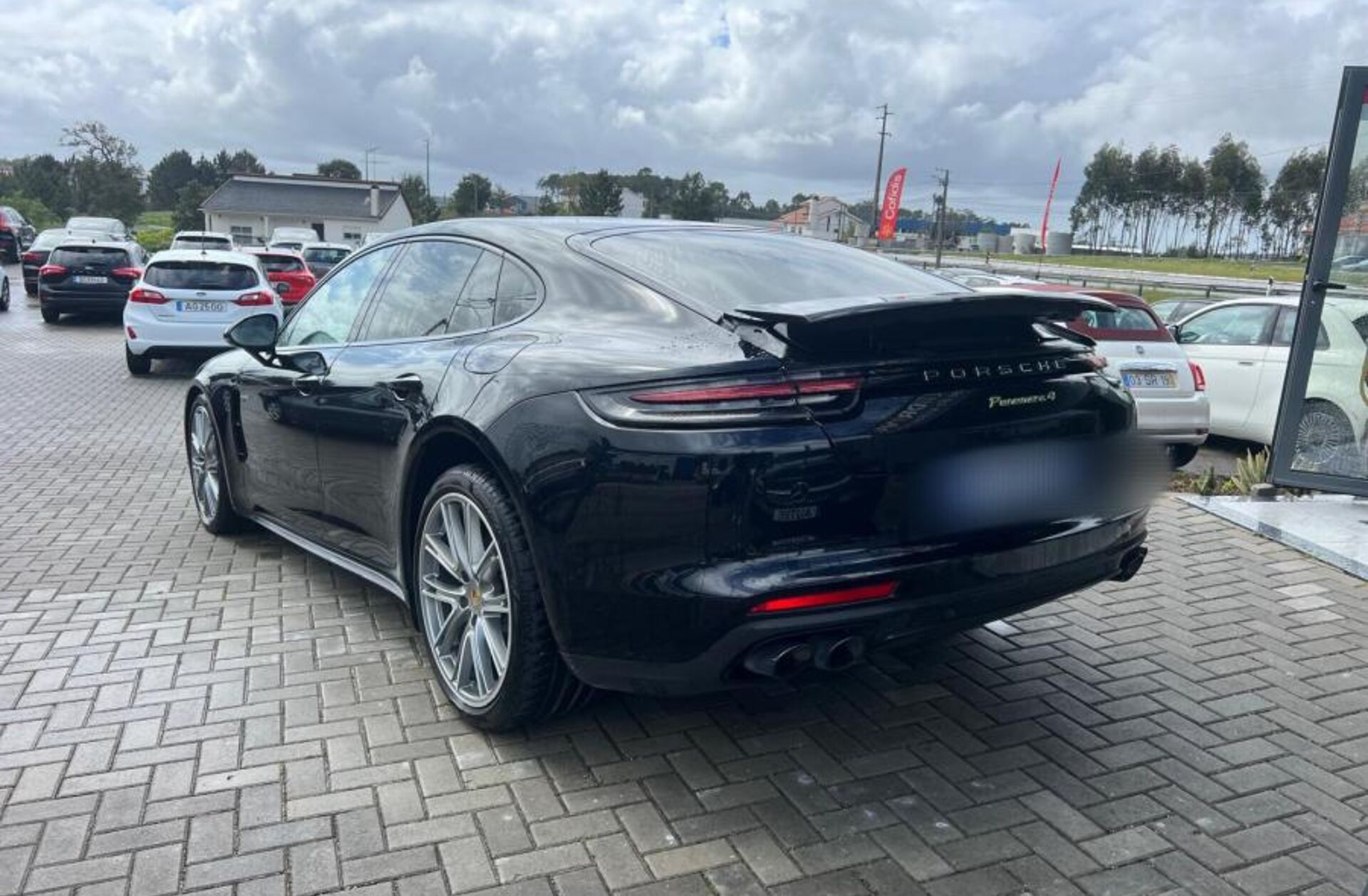 PORSCHE Panamera 4 E-Hybrid