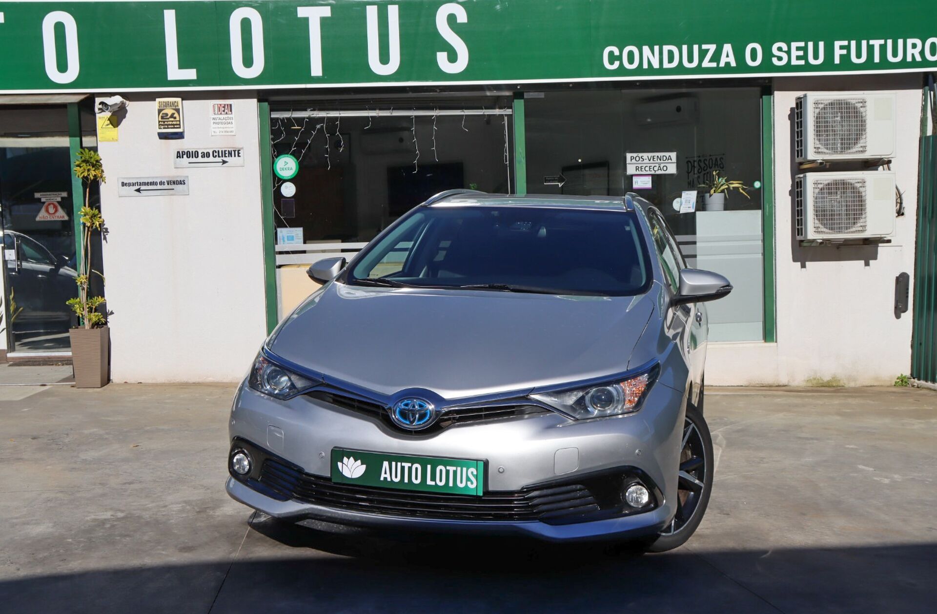 TOYOTA Auris 1.8 HSD C.+P.Techno+P.Sport