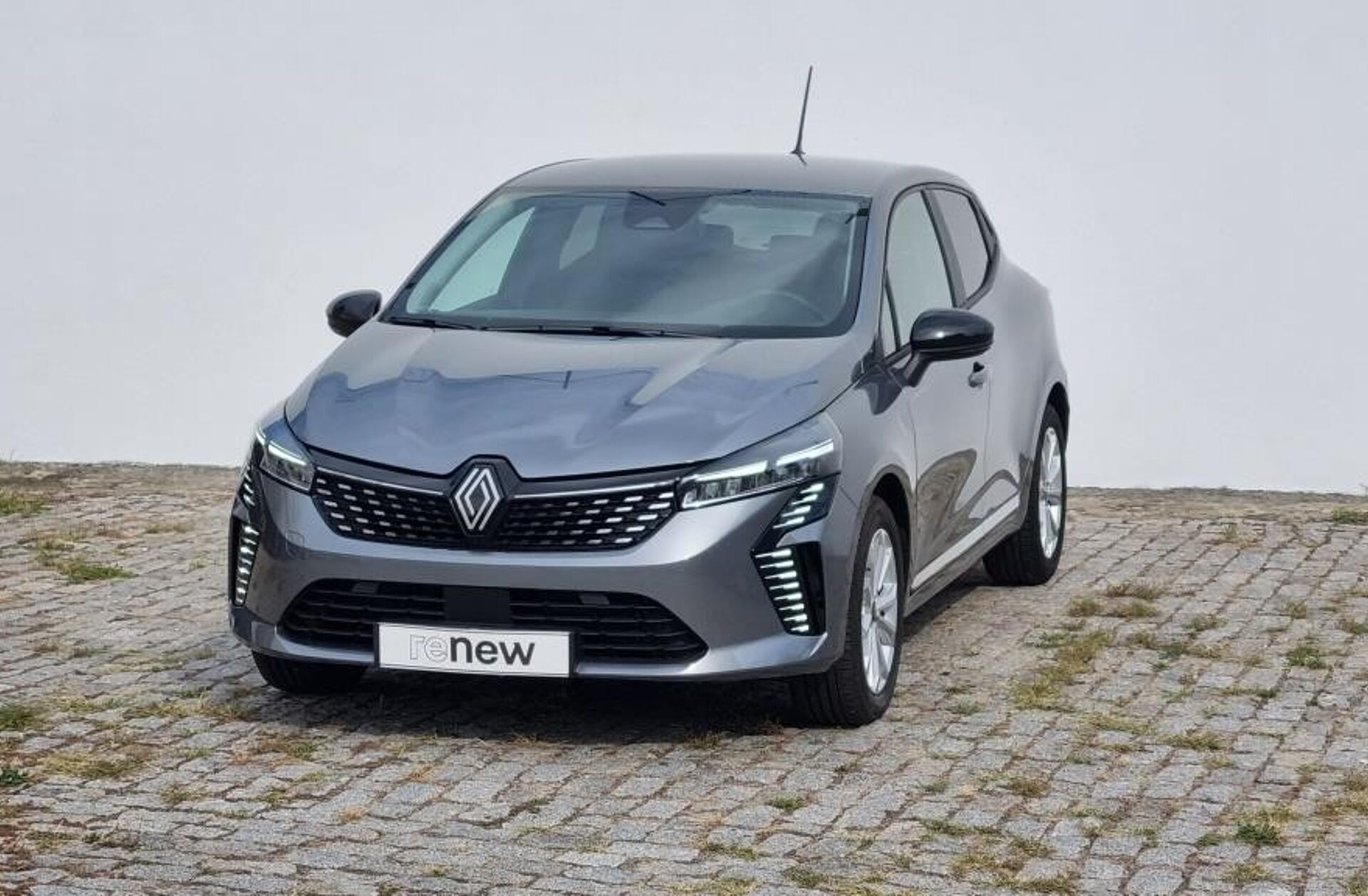 RENAULT Clio 1.0 TCe Evolution Bi-Fuel