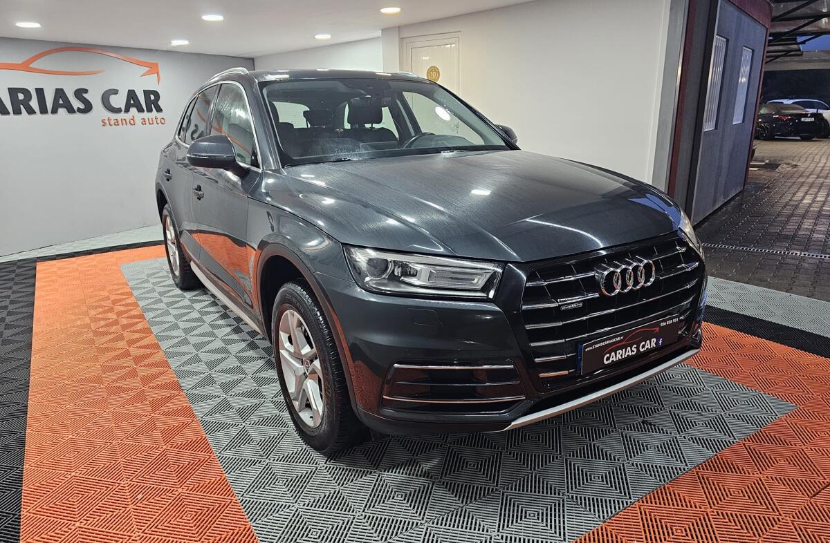 AUDI Q5 2.0 TDI quattro S-tronic