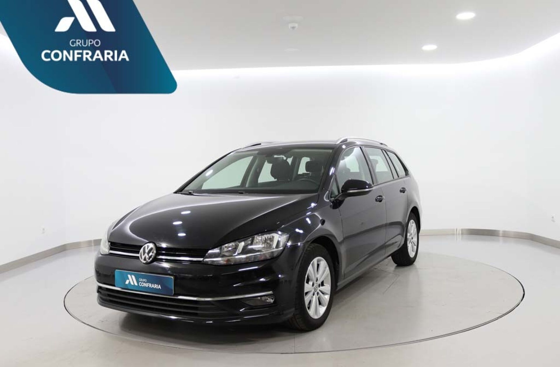 VOLKSWAGEN Golf 1.6 TDI Confortline