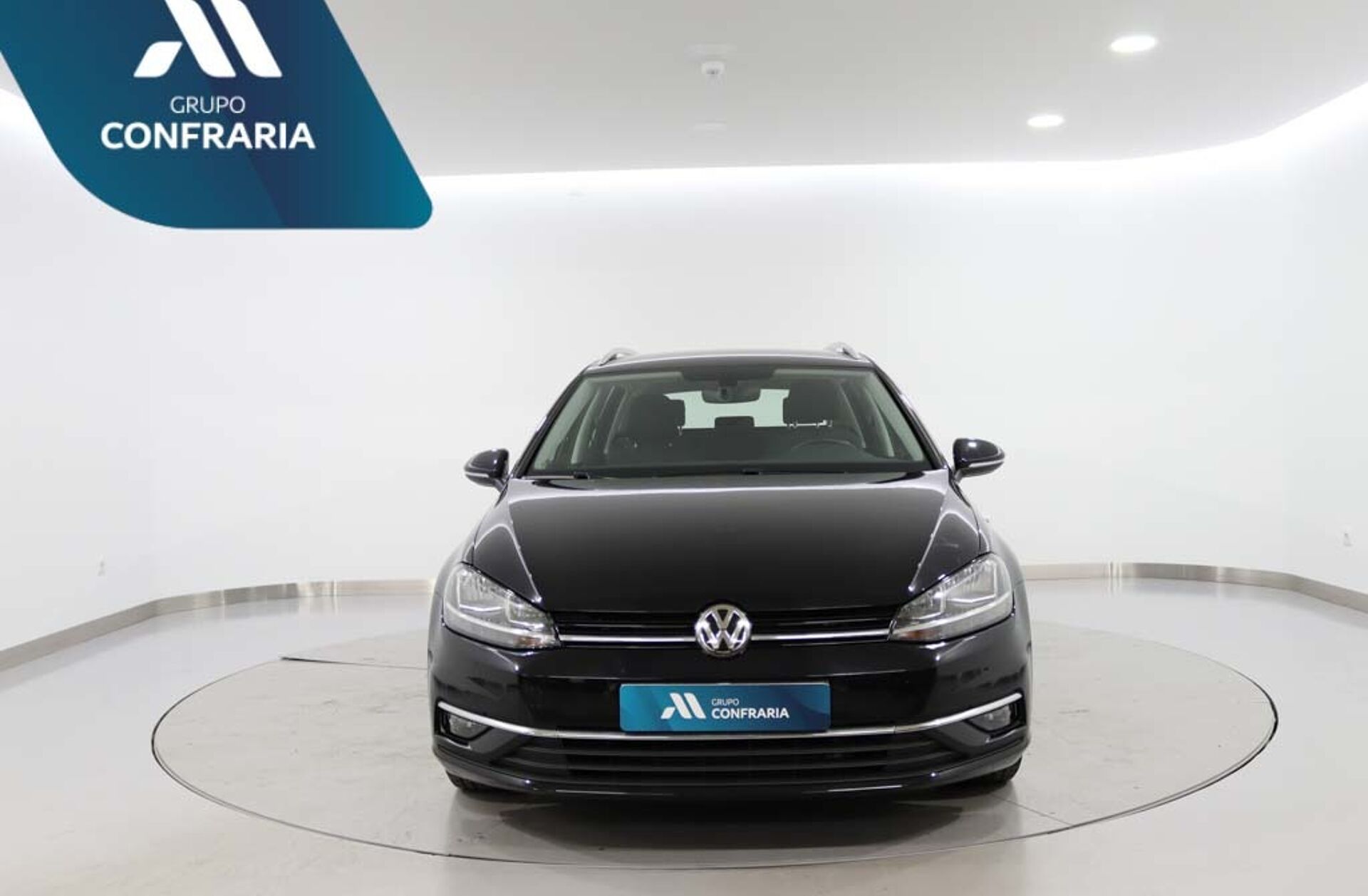 VOLKSWAGEN Golf 1.6 TDI Confortline