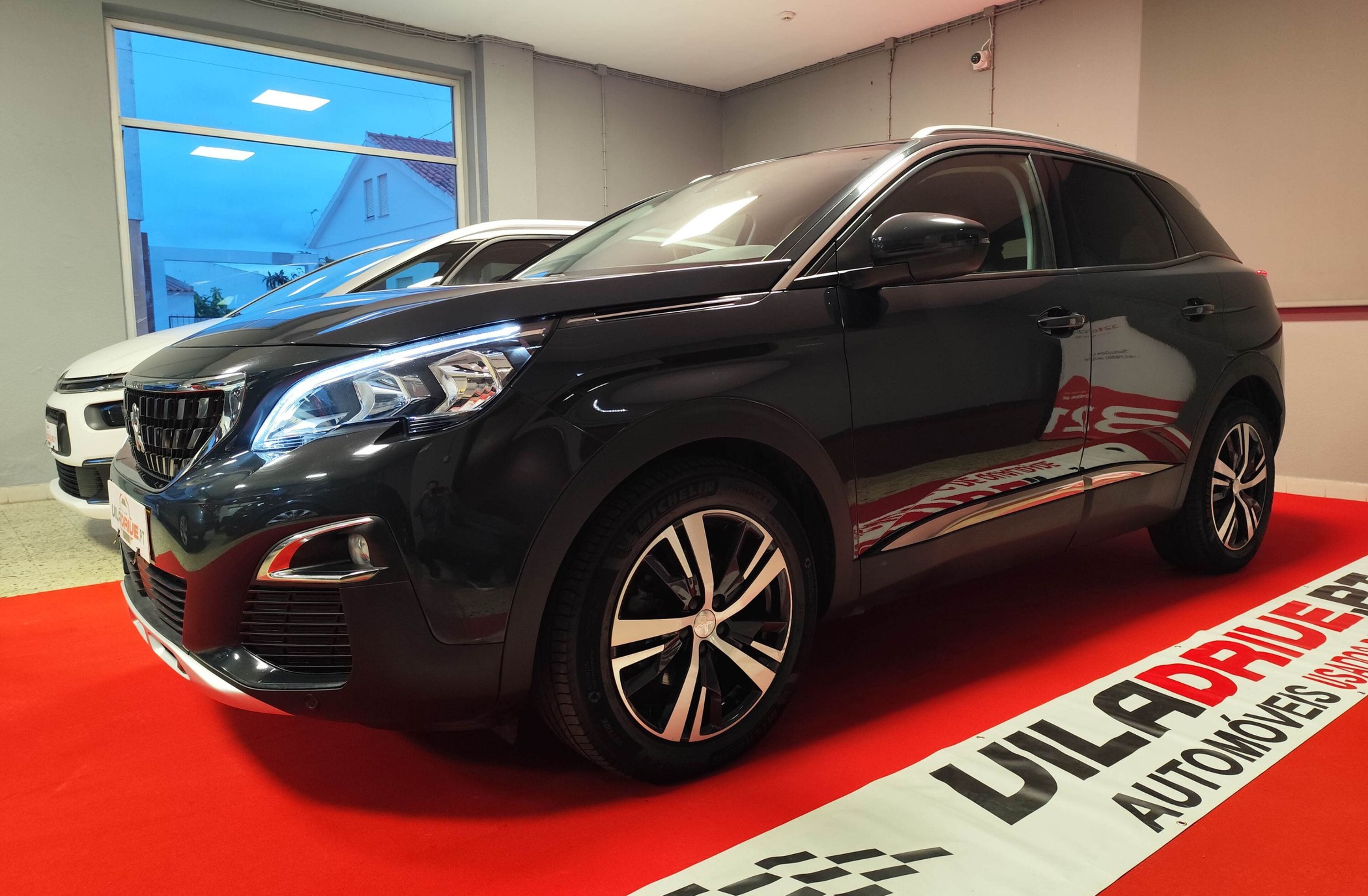 PEUGEOT 3008 1.5 BlueHDi Allure