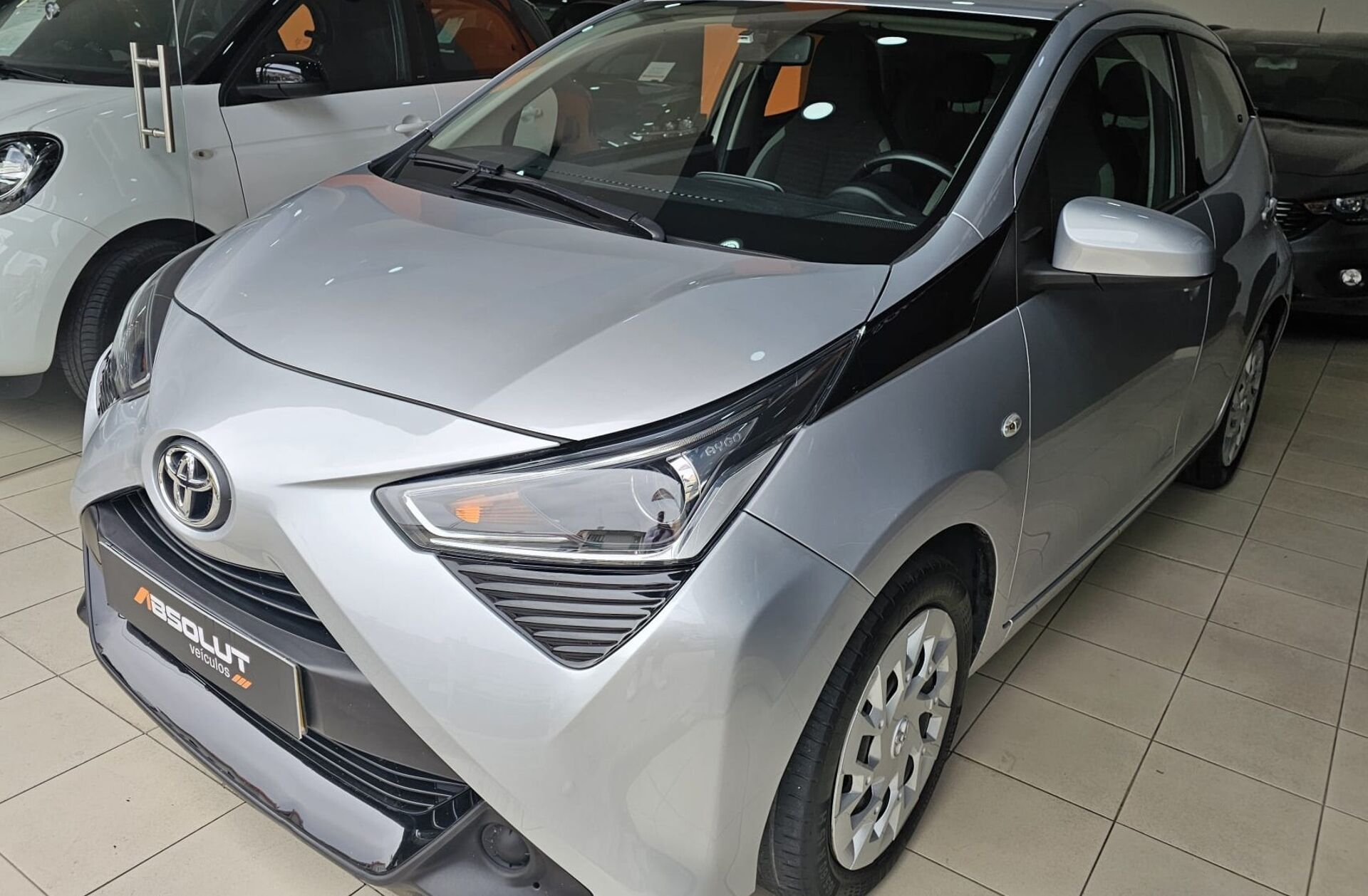 TOYOTA Aygo 1.0 X-Play+X-Touch