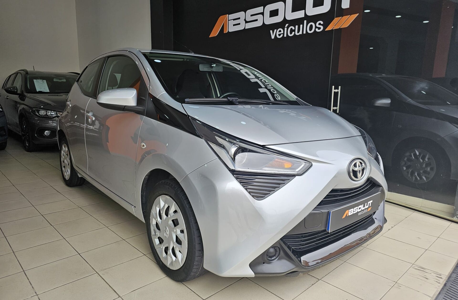 TOYOTA Aygo 1.0 X-Play+X-Touch