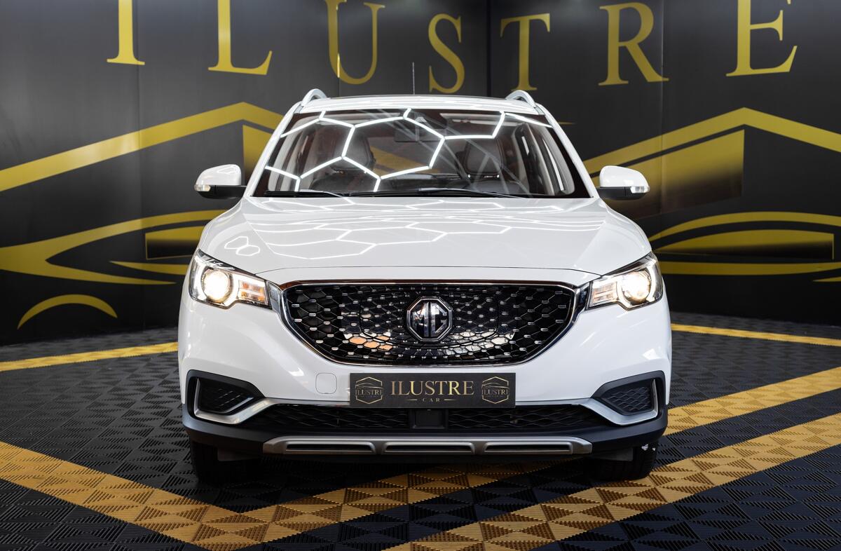 MG ZS 44.5 kWh Luxury