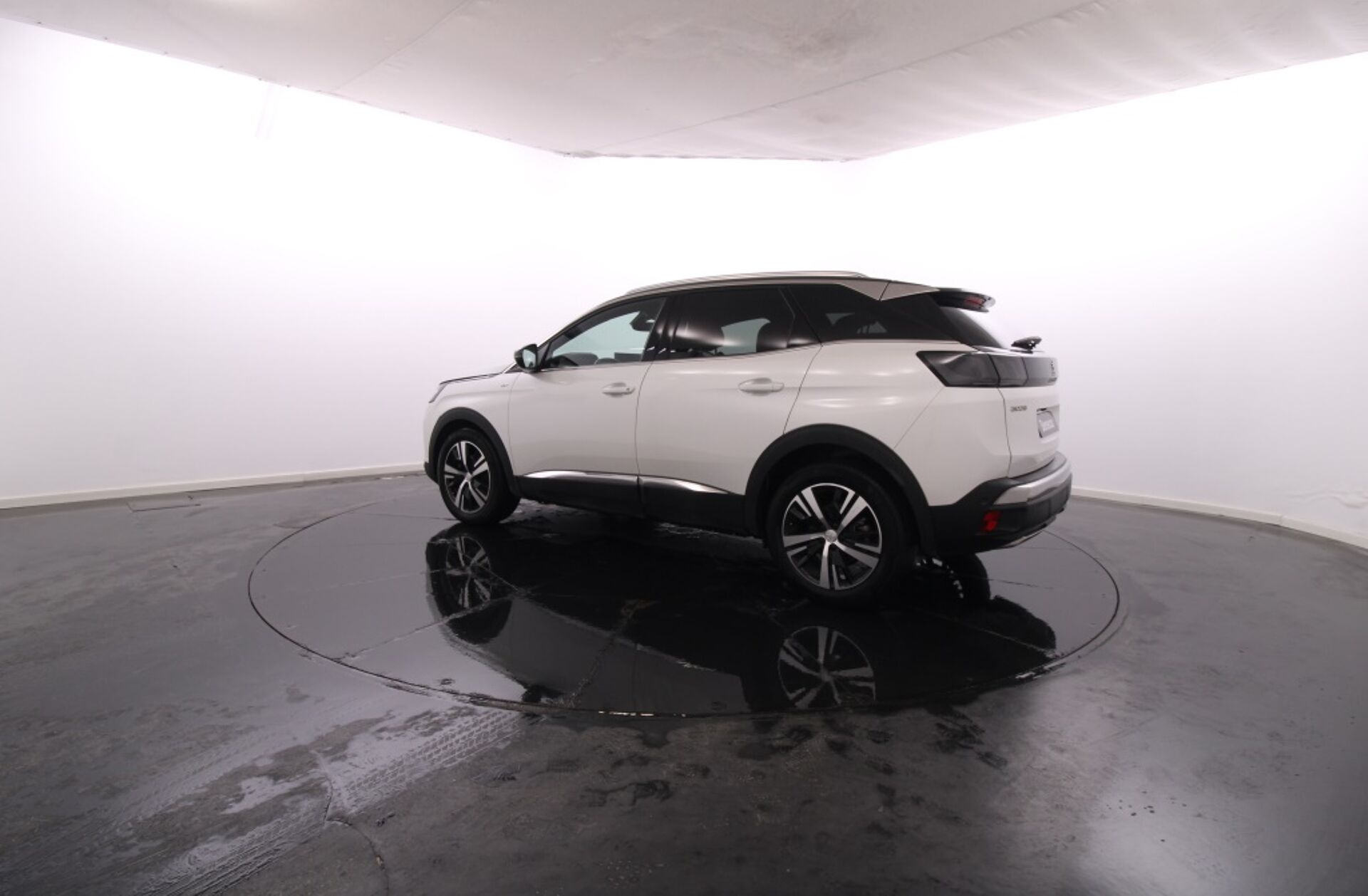 PEUGEOT 3008 1.5 BlueHDi GT EAT8