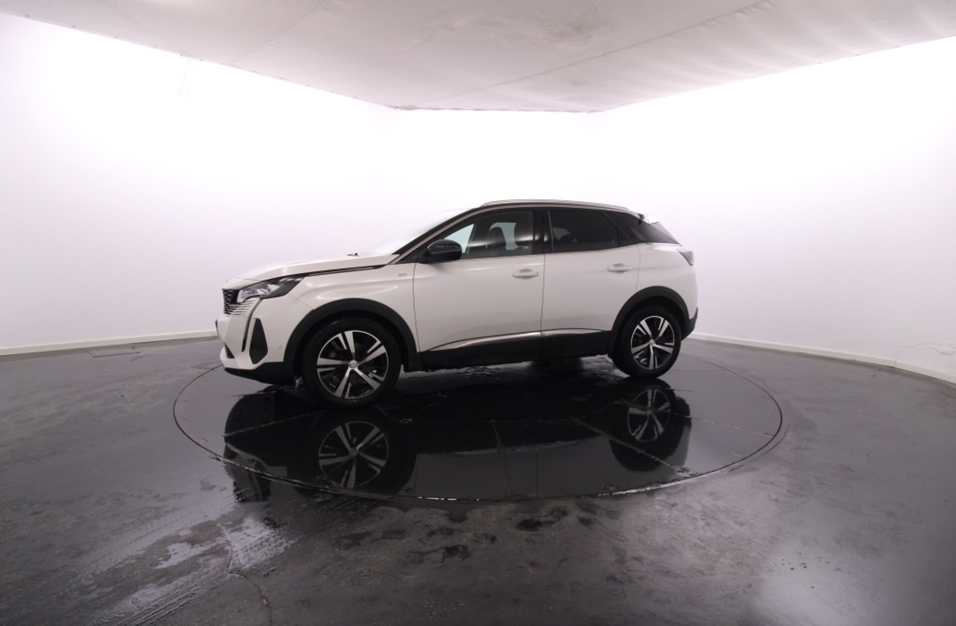 PEUGEOT 3008 1.5 BlueHDi GT EAT8
