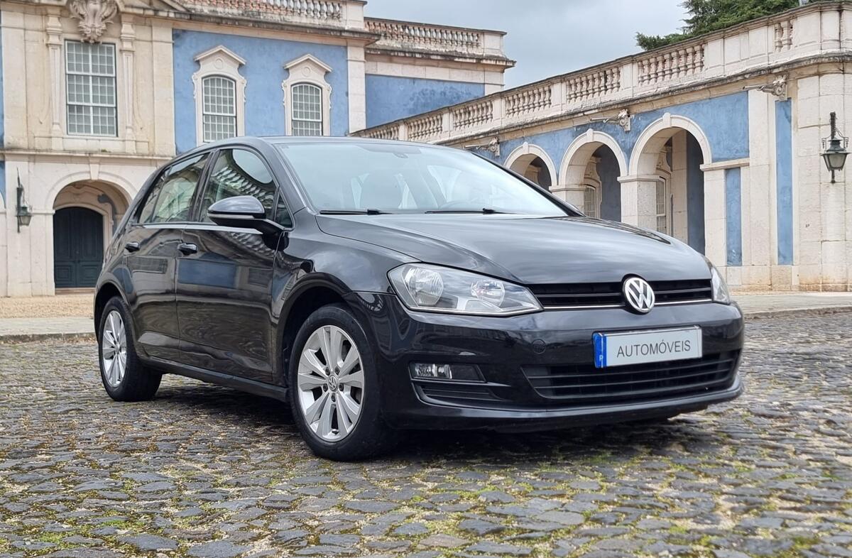 VOLKSWAGEN Golf 1.6 TDi Confortline DSG