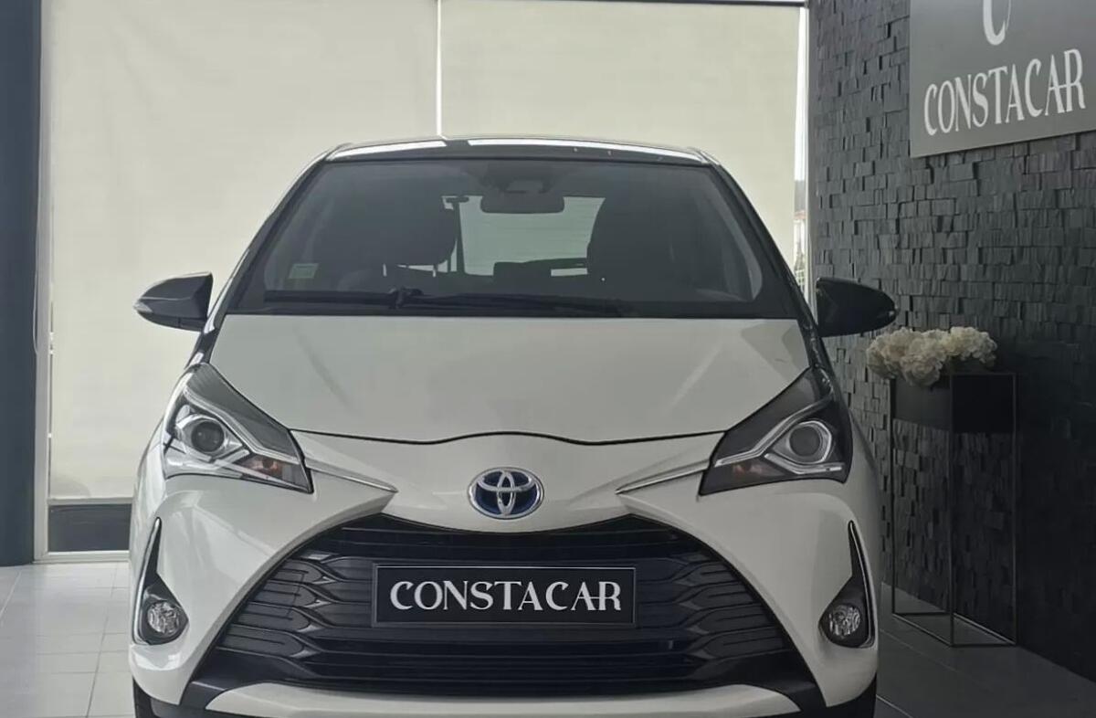 TOYOTA Yaris 1.5 HSD 20 Anos