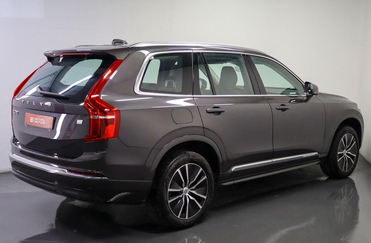 VOLVO XC90 2.0 T8 PHEV Core AWD
