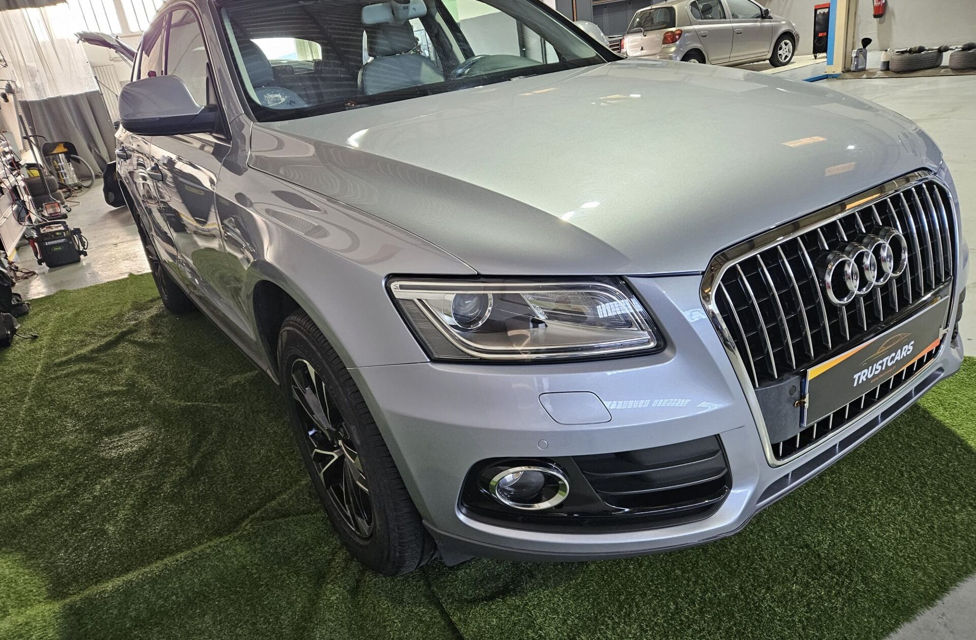 AUDI Q5 3.0 TDi quattro S-tronic