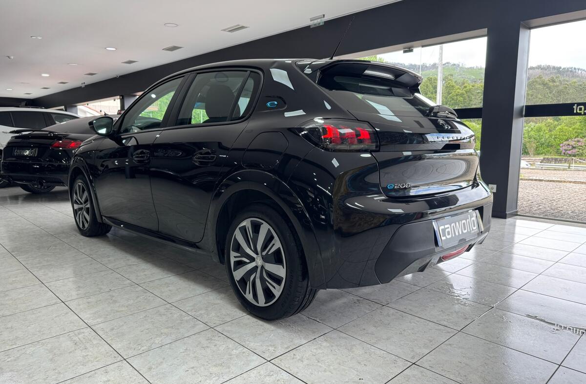 PEUGEOT 208 e- 50 kWh Active Pack