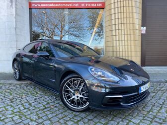 PORSCHE Panamera 4 E-Hybrid