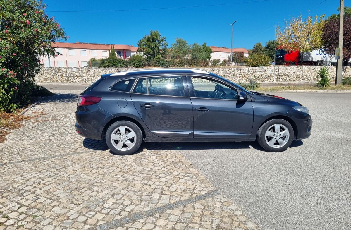 RENAULT Mégane 1.5 dCi Dynamique S