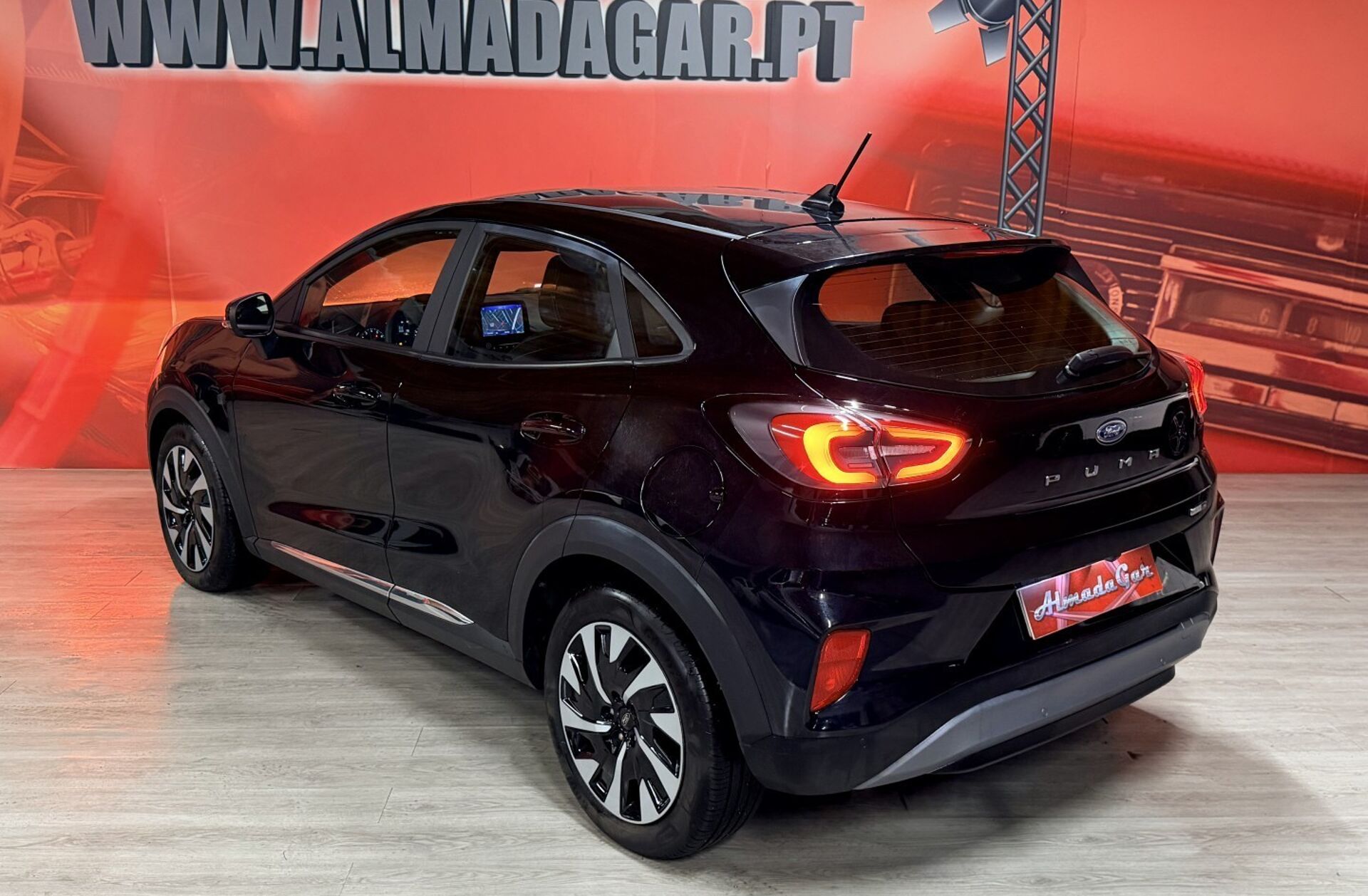 FORD Puma 1.0 EcoBoost MHEV Titanium Design