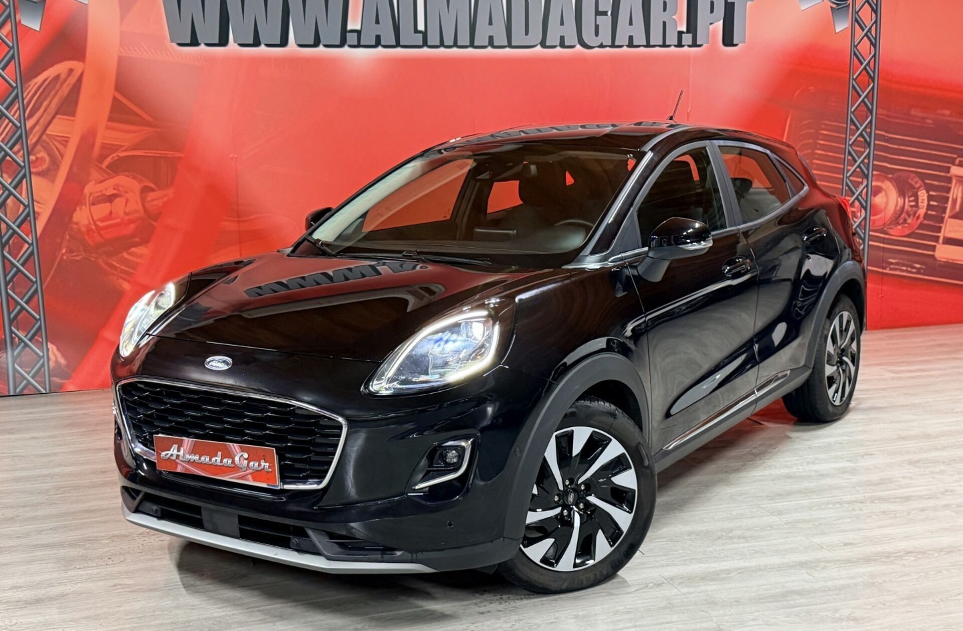 FORD Puma 1.0 EcoBoost MHEV Titanium Design