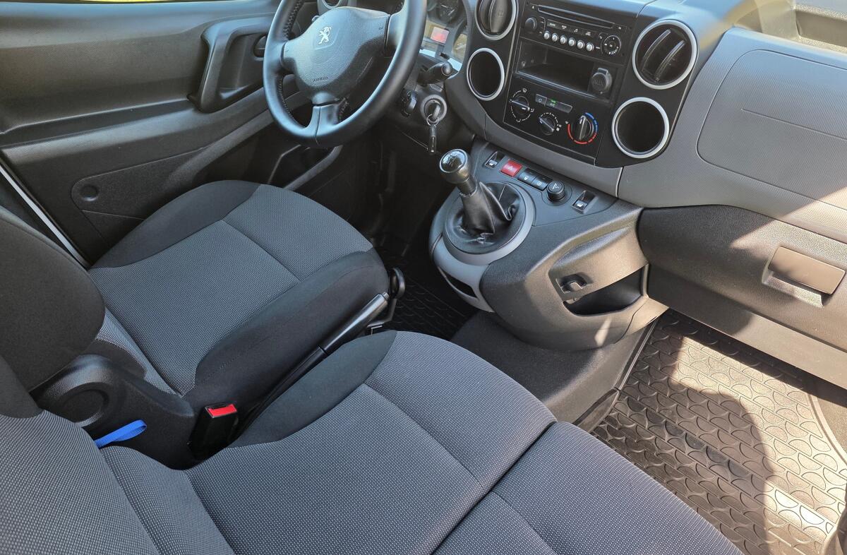 PEUGEOT Partner 1.6 BlueHDi L2 Pro 3L