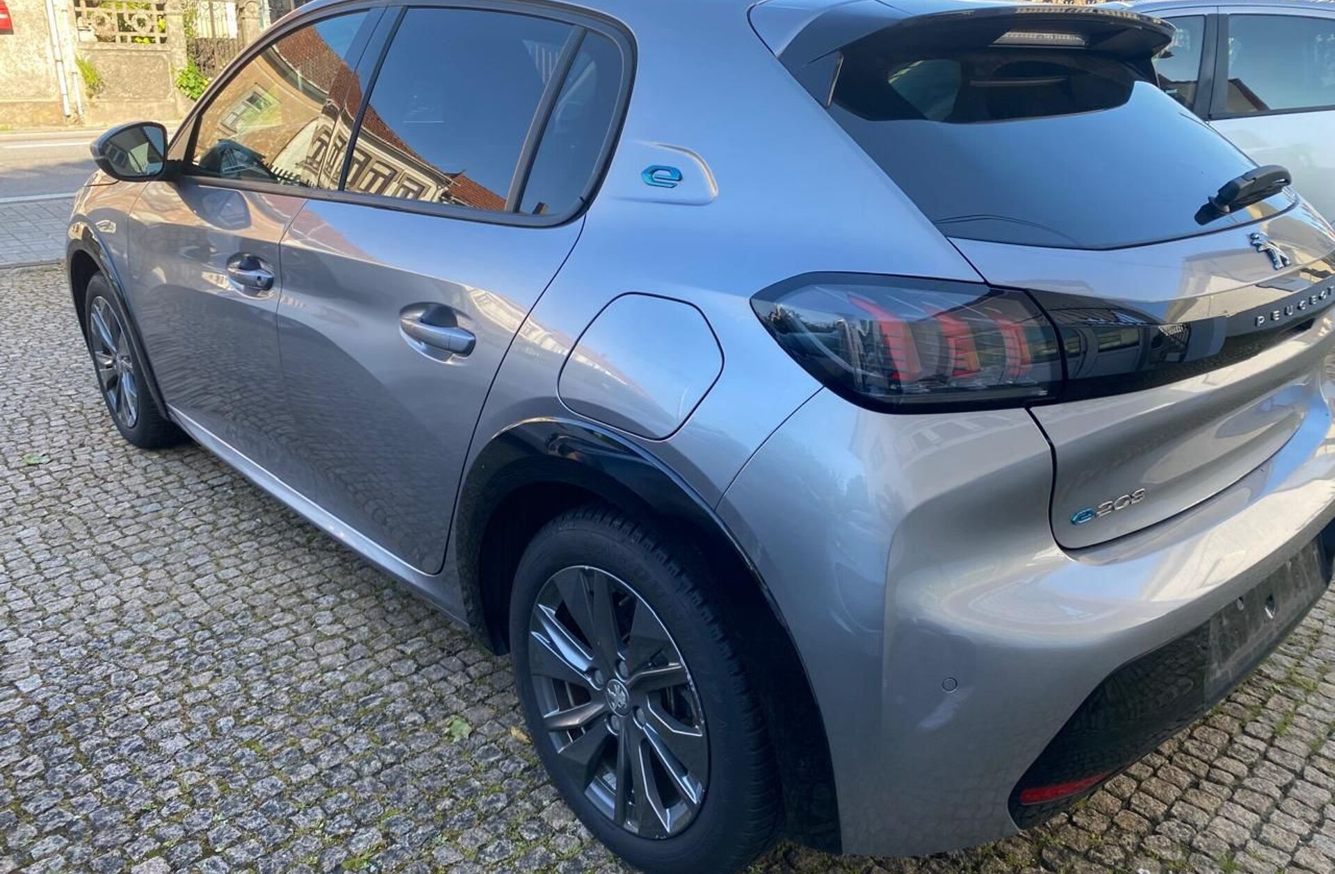 PEUGEOT 208 e- 50 kWh Active Pack