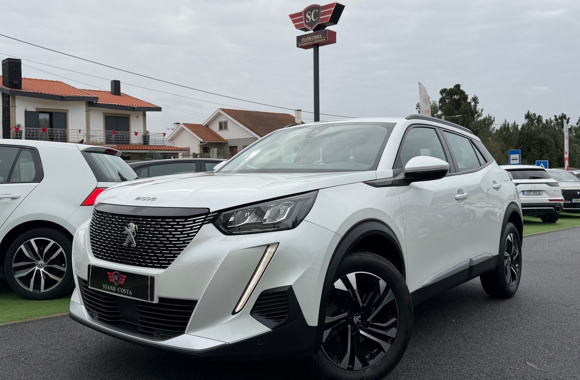 PEUGEOT 2008 1.2 PureTech Allure