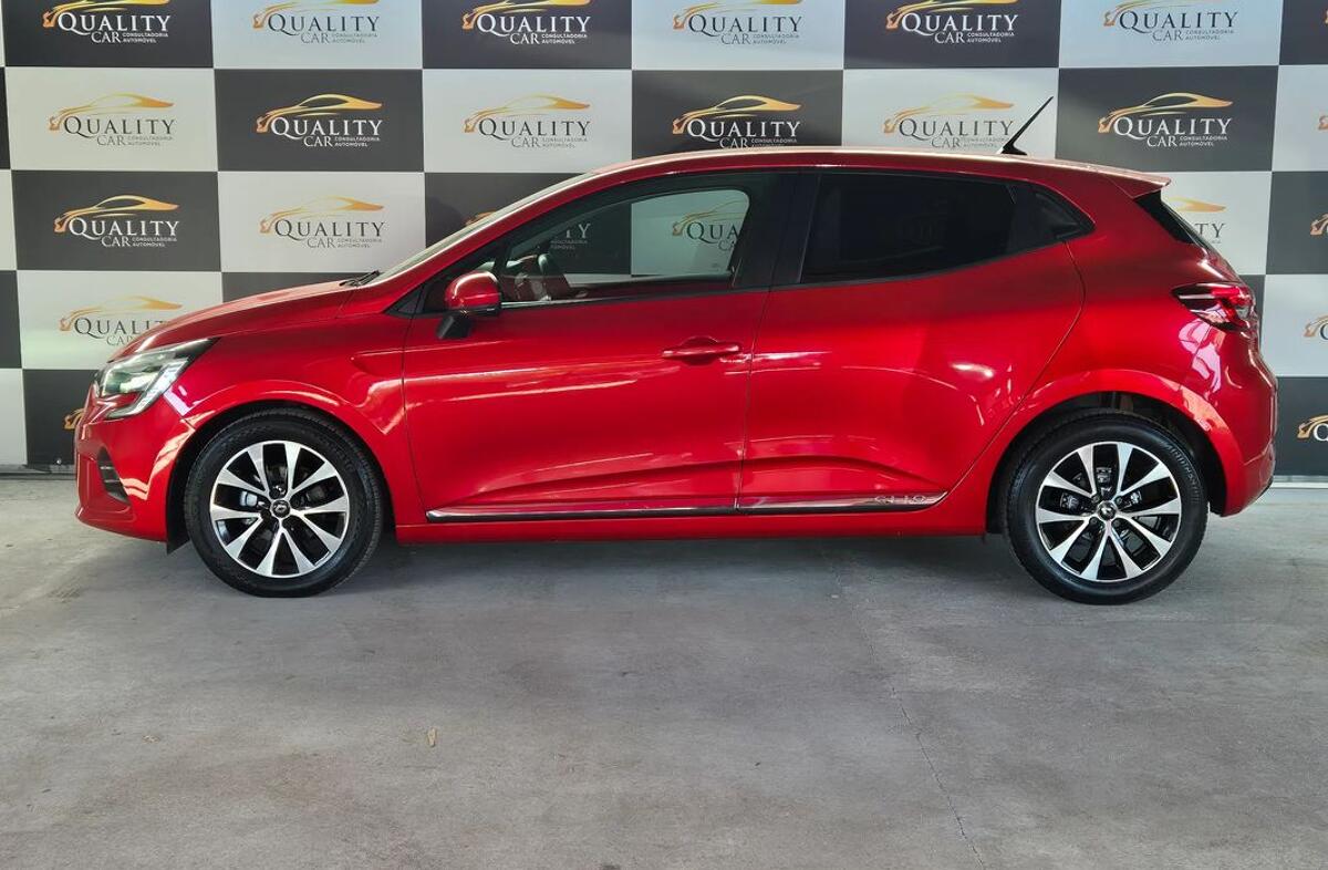 RENAULT Clio 1.0 TCe Intens