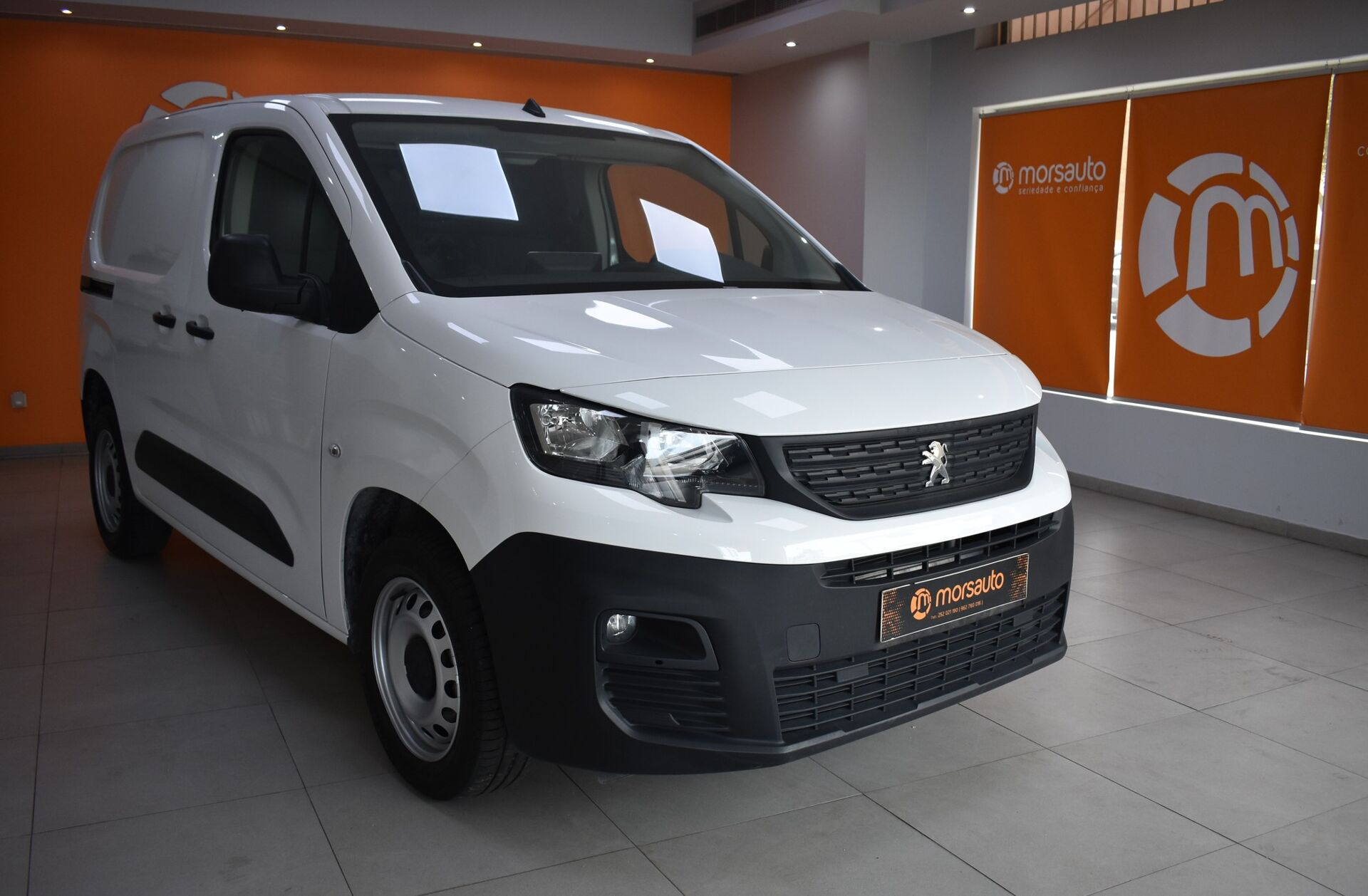 PEUGEOT Partner 1.5 BlueHDi Pro Standard