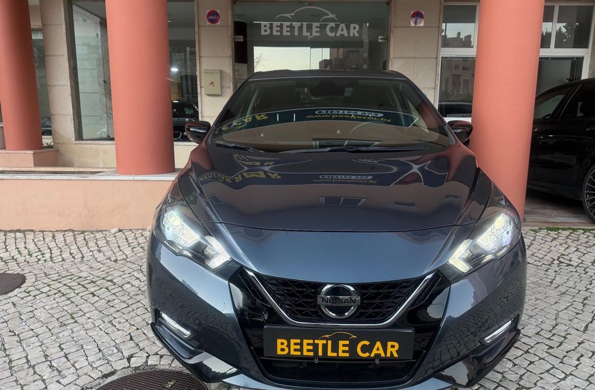 NISSAN Micra 1.0 IG-T N-Design Black CVT