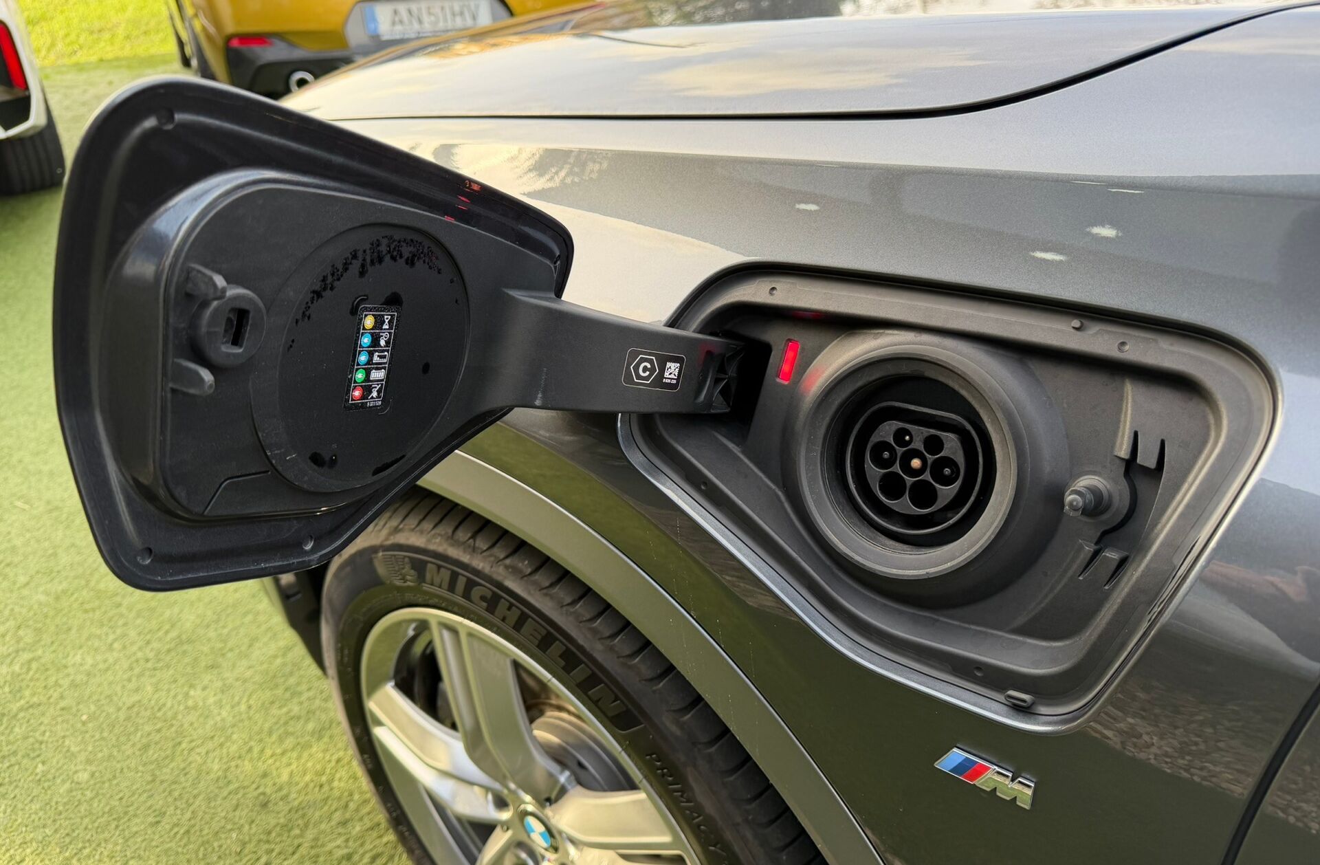 BMW X2 25 e xDrive Pack M