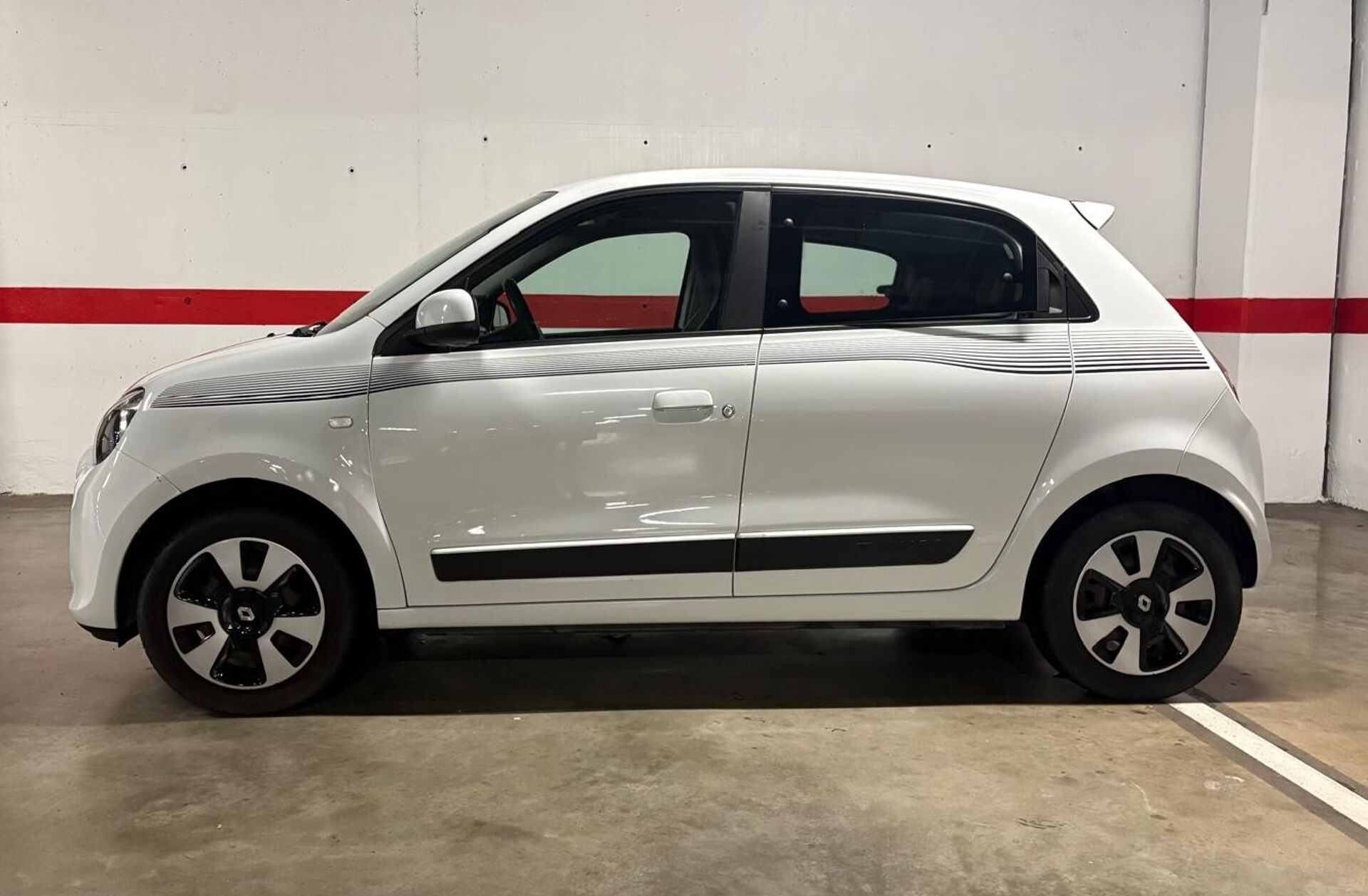 RENAULT Twingo 1.0 SCe Limited