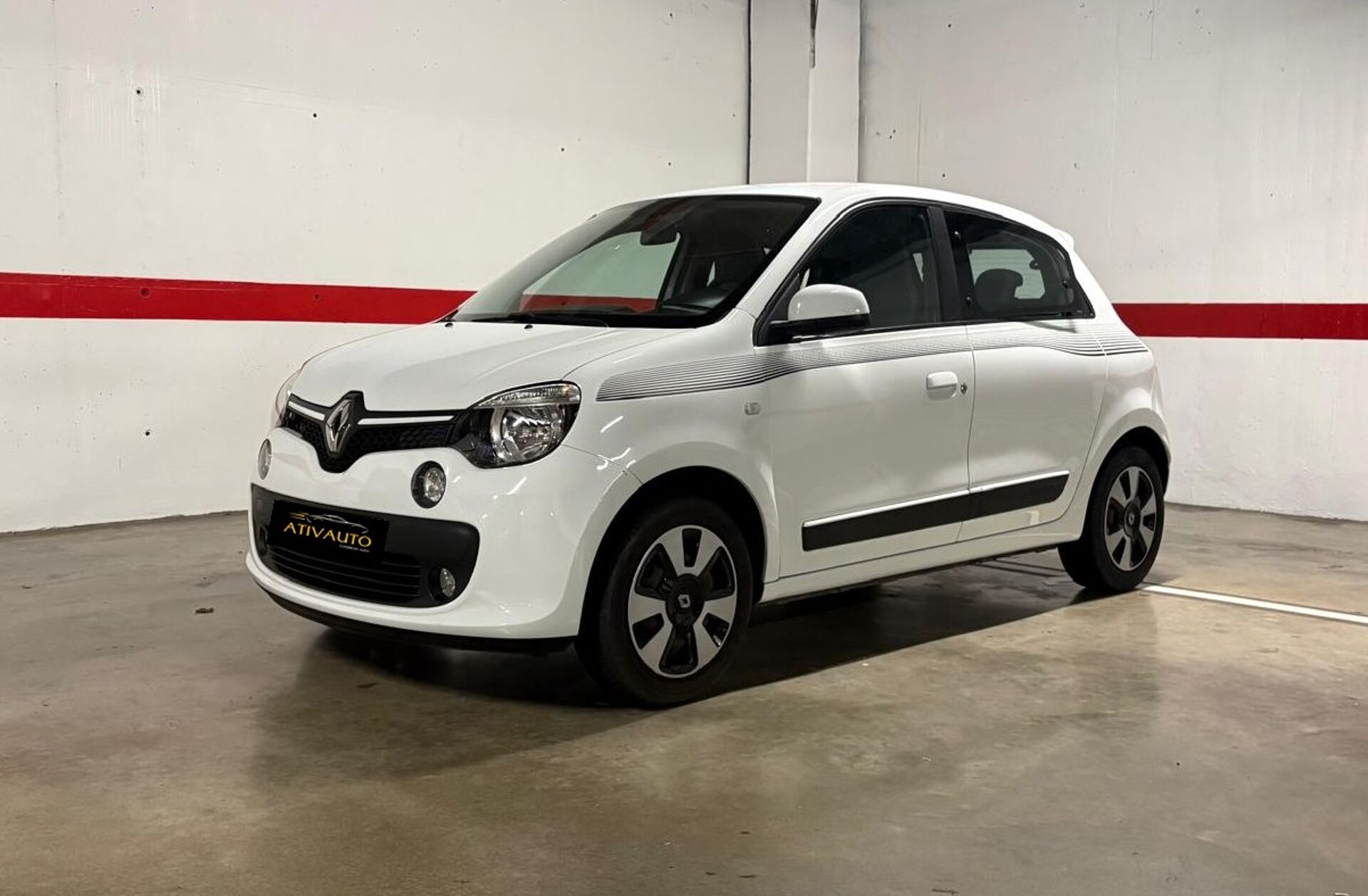 RENAULT Twingo 1.0 SCe Limited