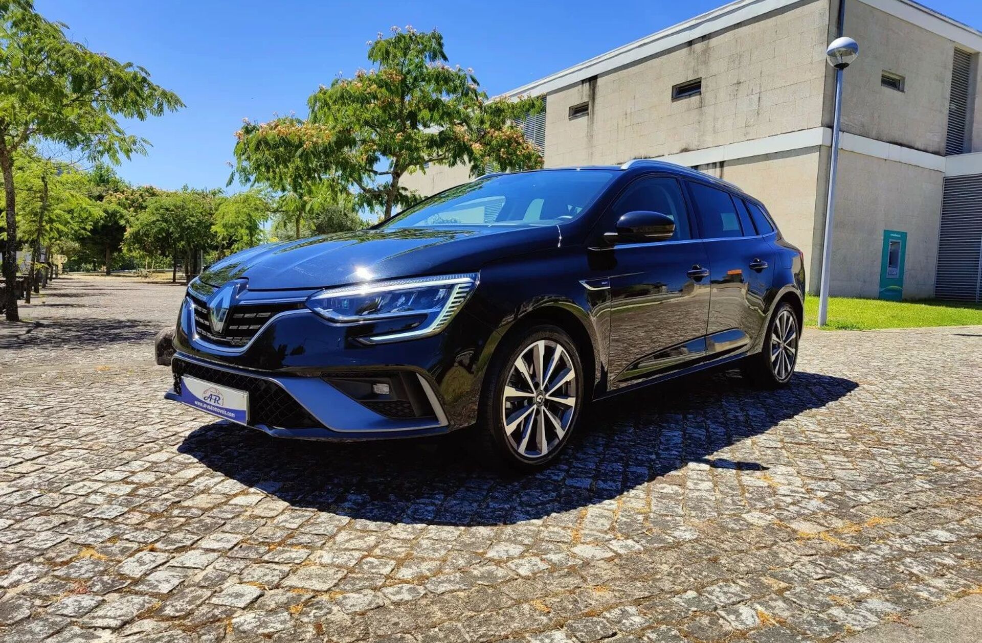 RENAULT Mégane 1.6 E-Tech Plug-In Hybrid R.S. Line