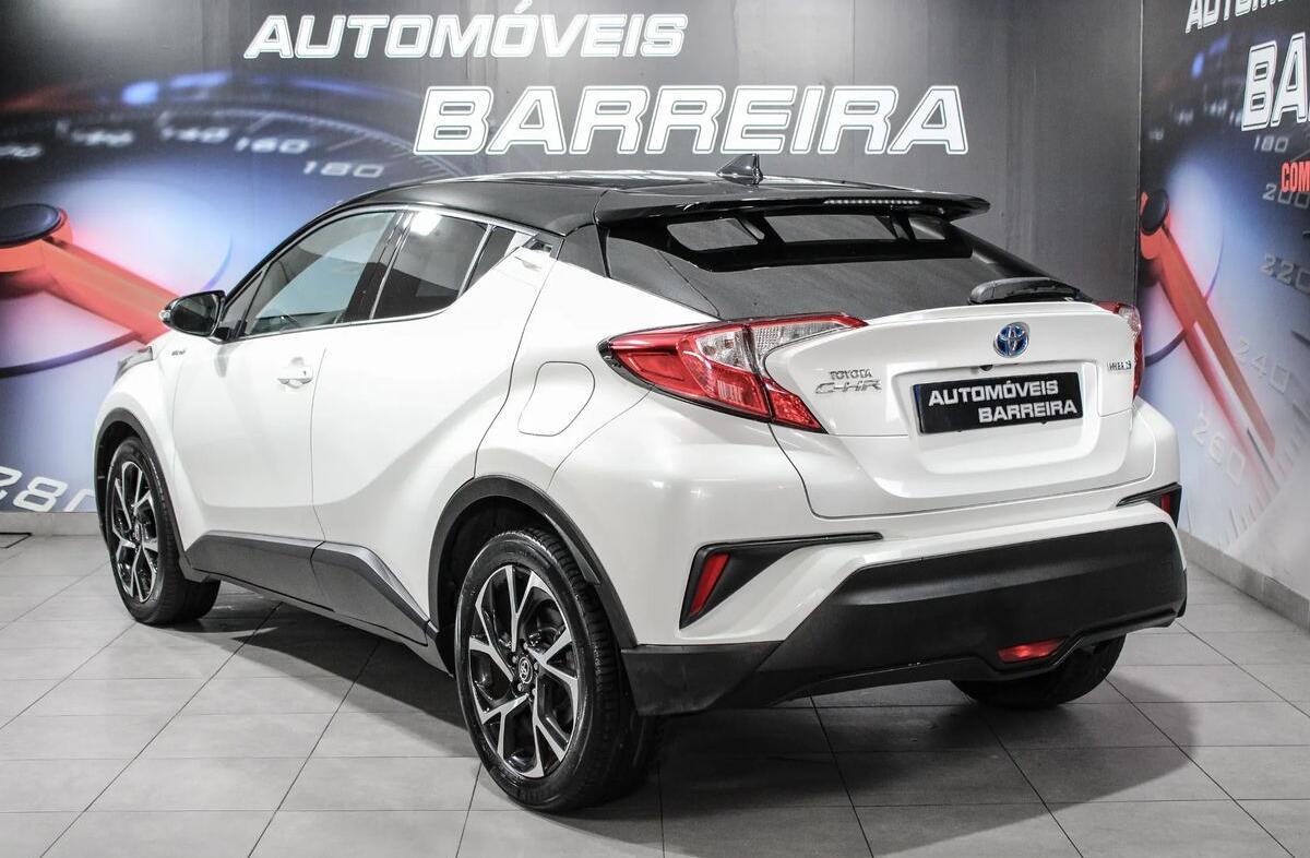TOYOTA C-HR 1.8 HSD Comfort+P.Style