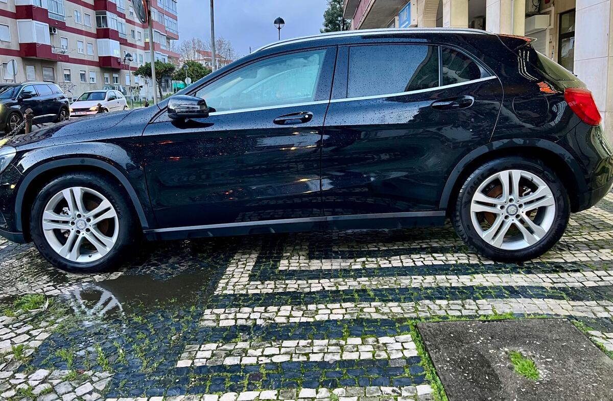 MERCEDES Classe GLA GLA 220 CDi Urban