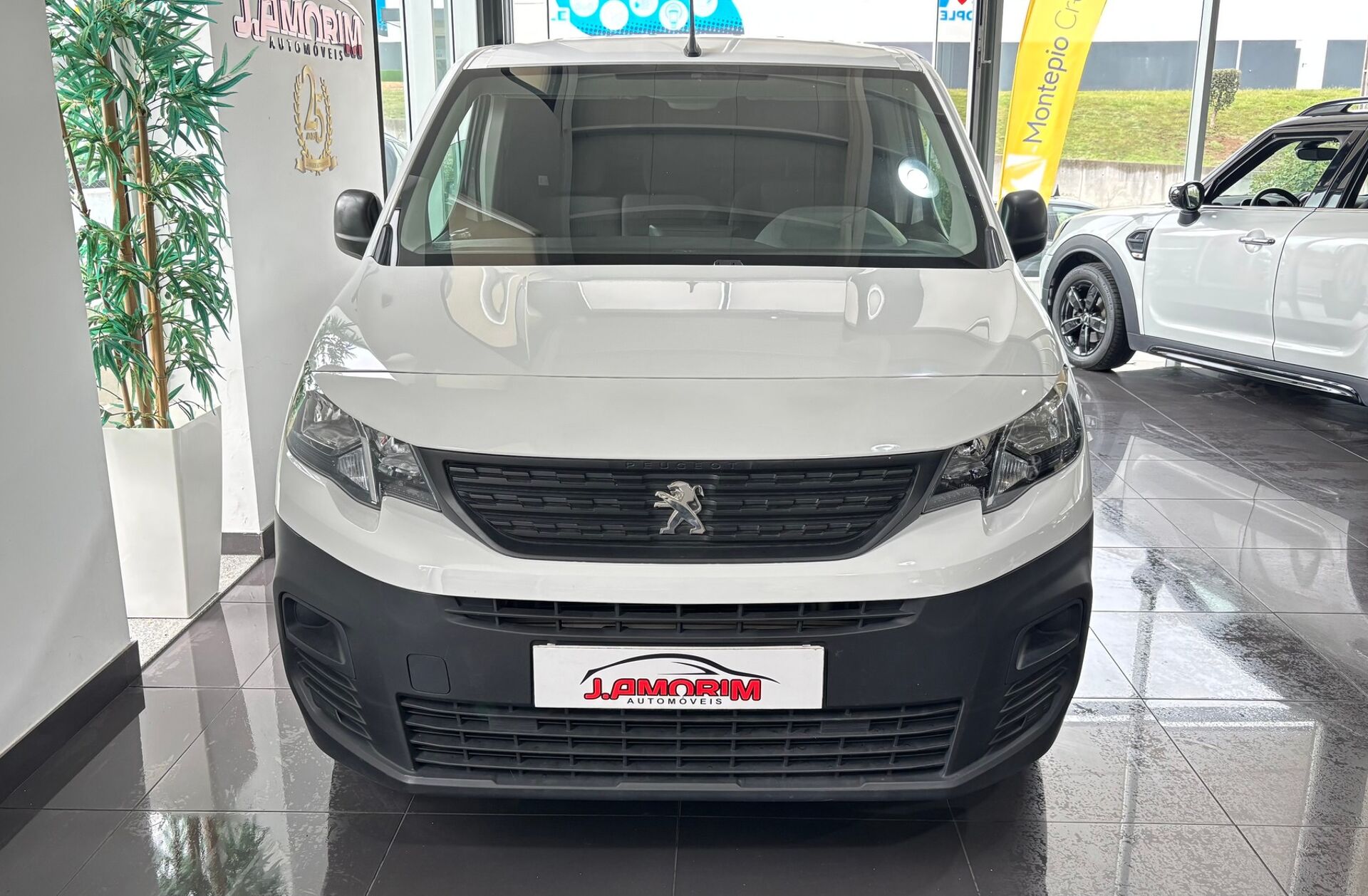 PEUGEOT Partner 1.5 BlueHDi Pro Longa